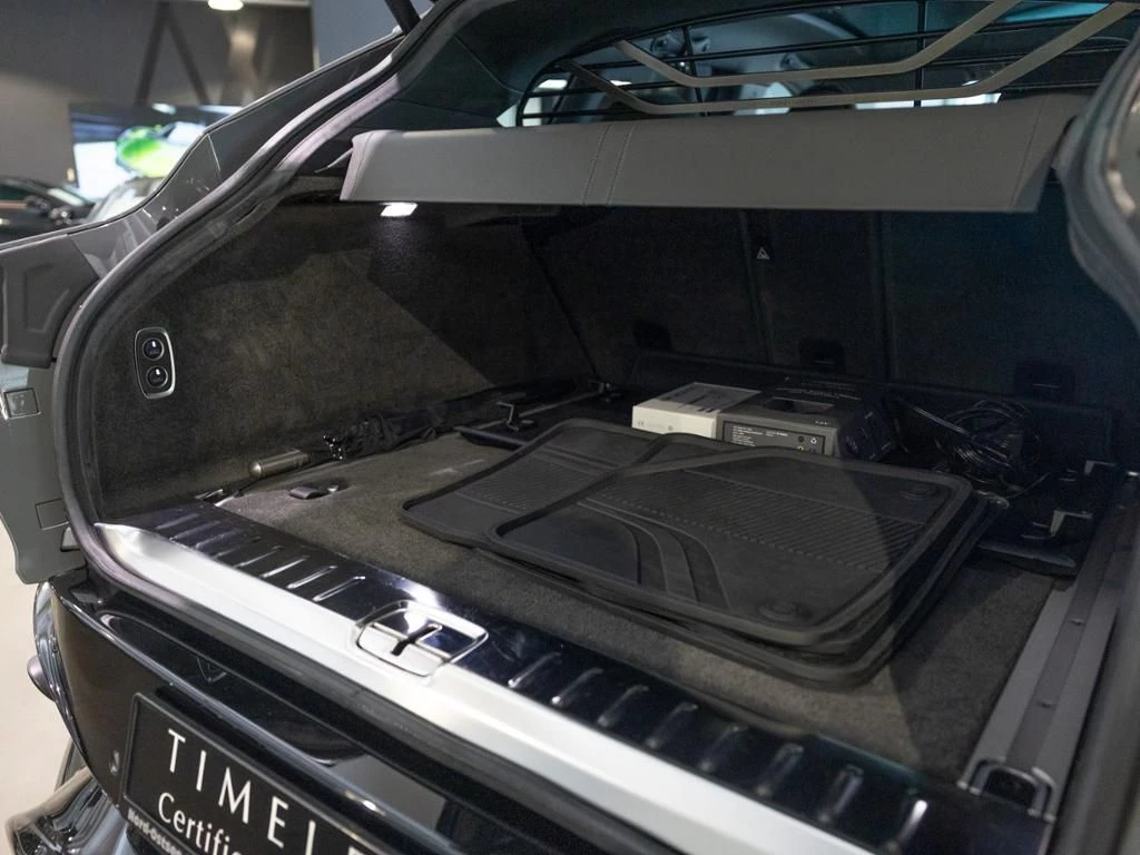 Aston Martin DBX 707 Aston Martin Hamburg
