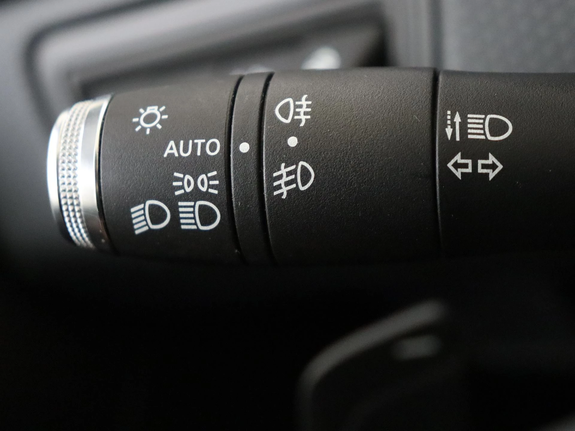 Renault-Clio-image-26