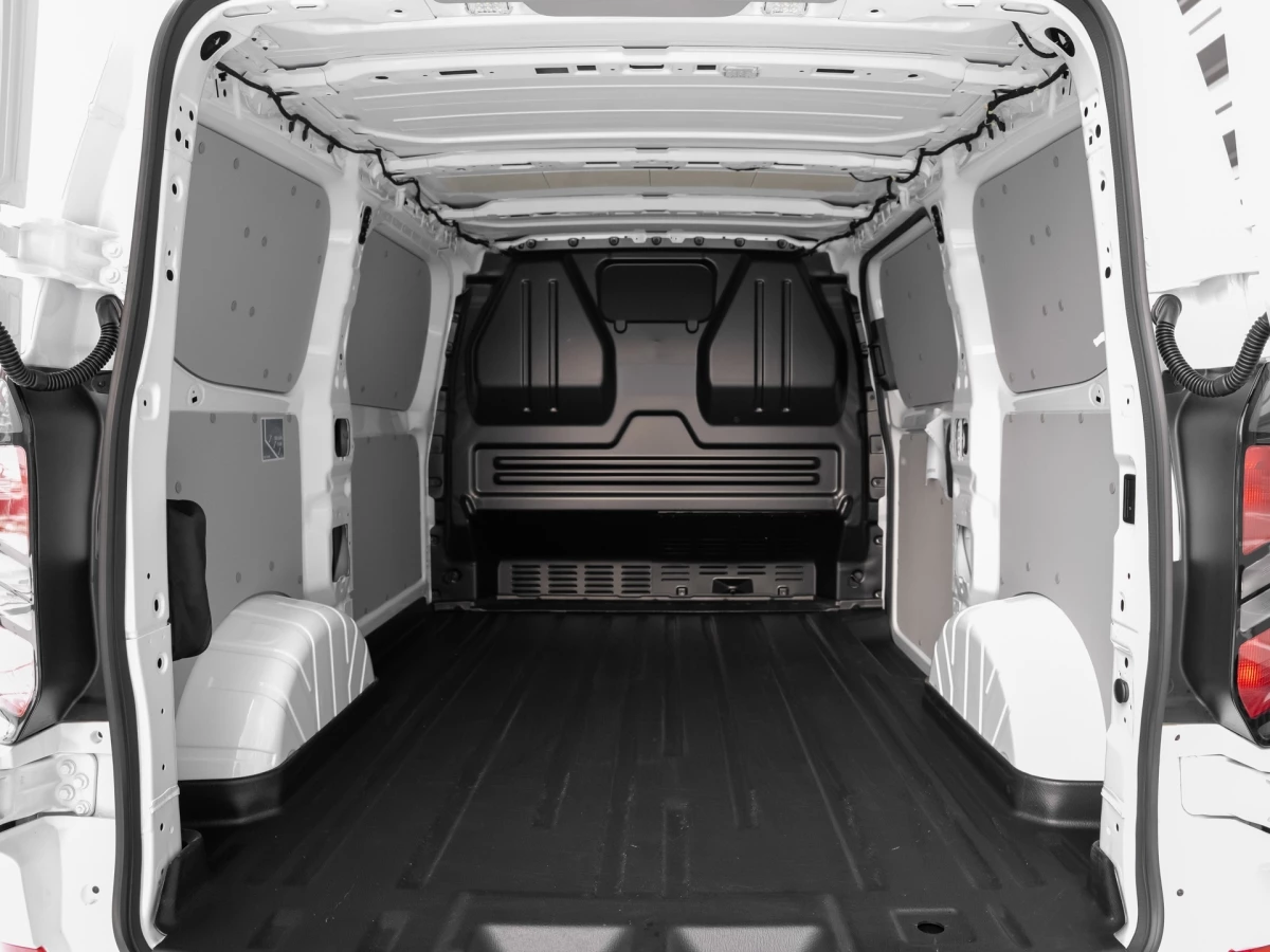 Ford-Transit Custom-image-8