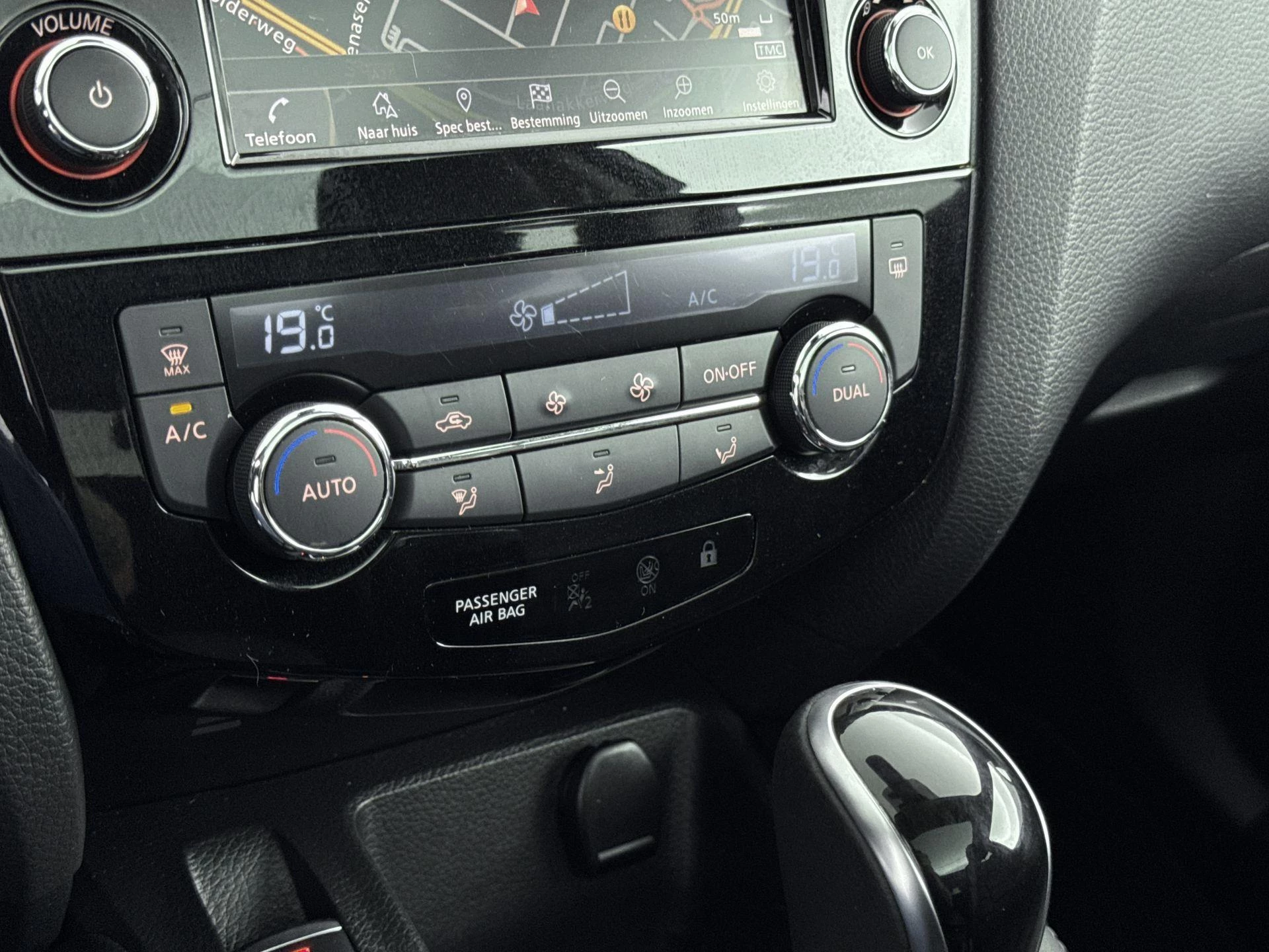 Nissan-QASHQAI-image-24