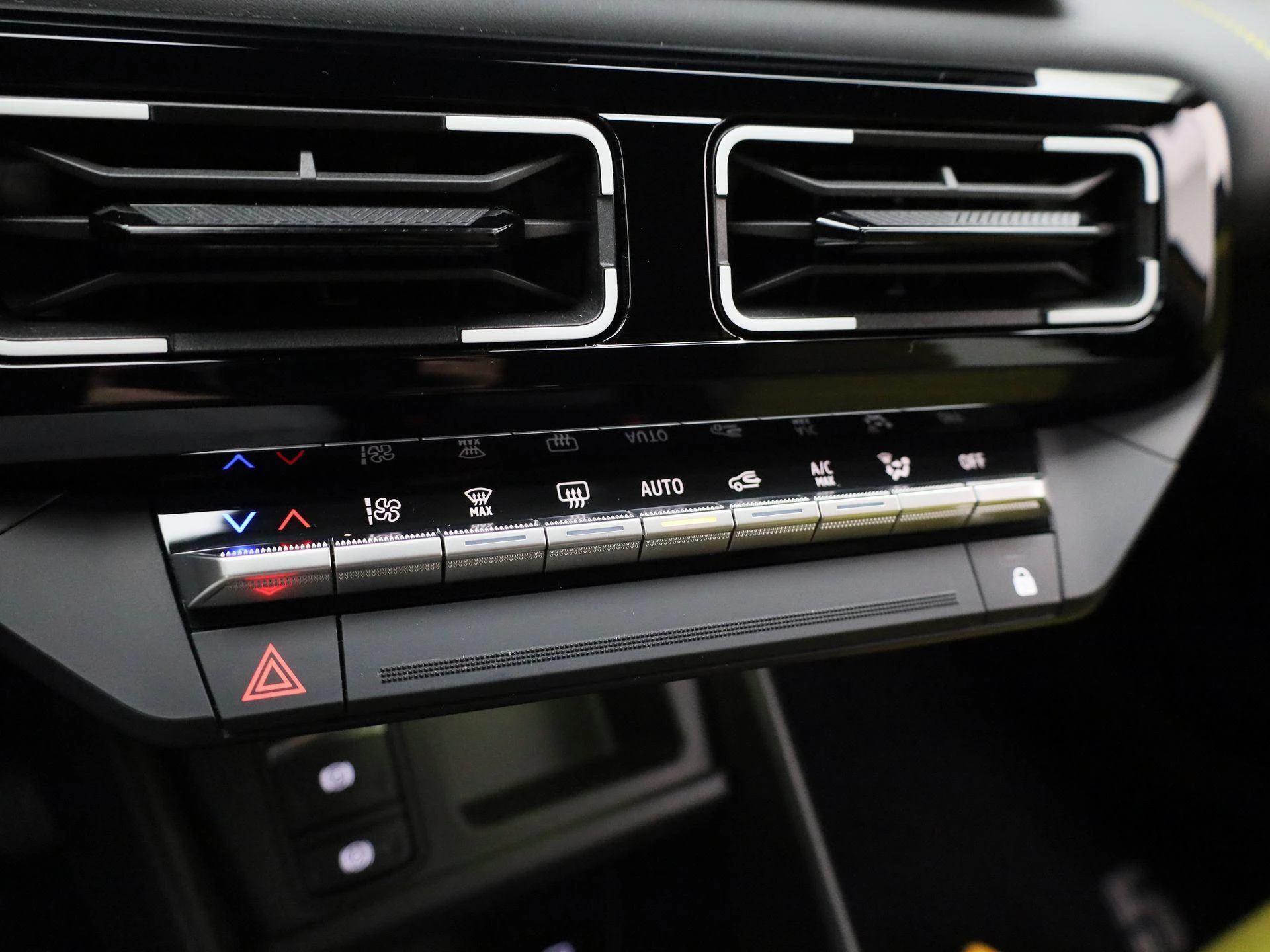 Renault-5-image-33