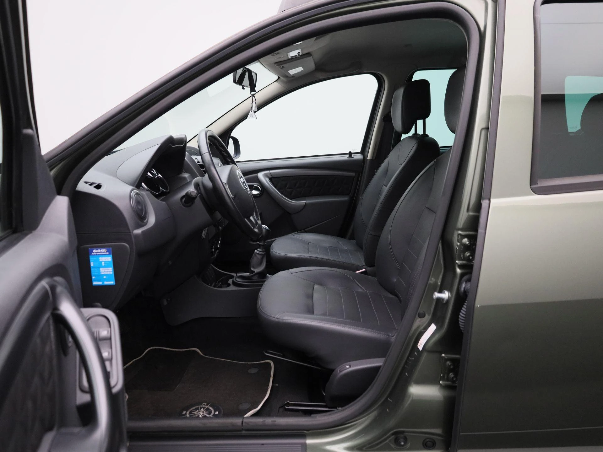Dacia-Duster-image-9