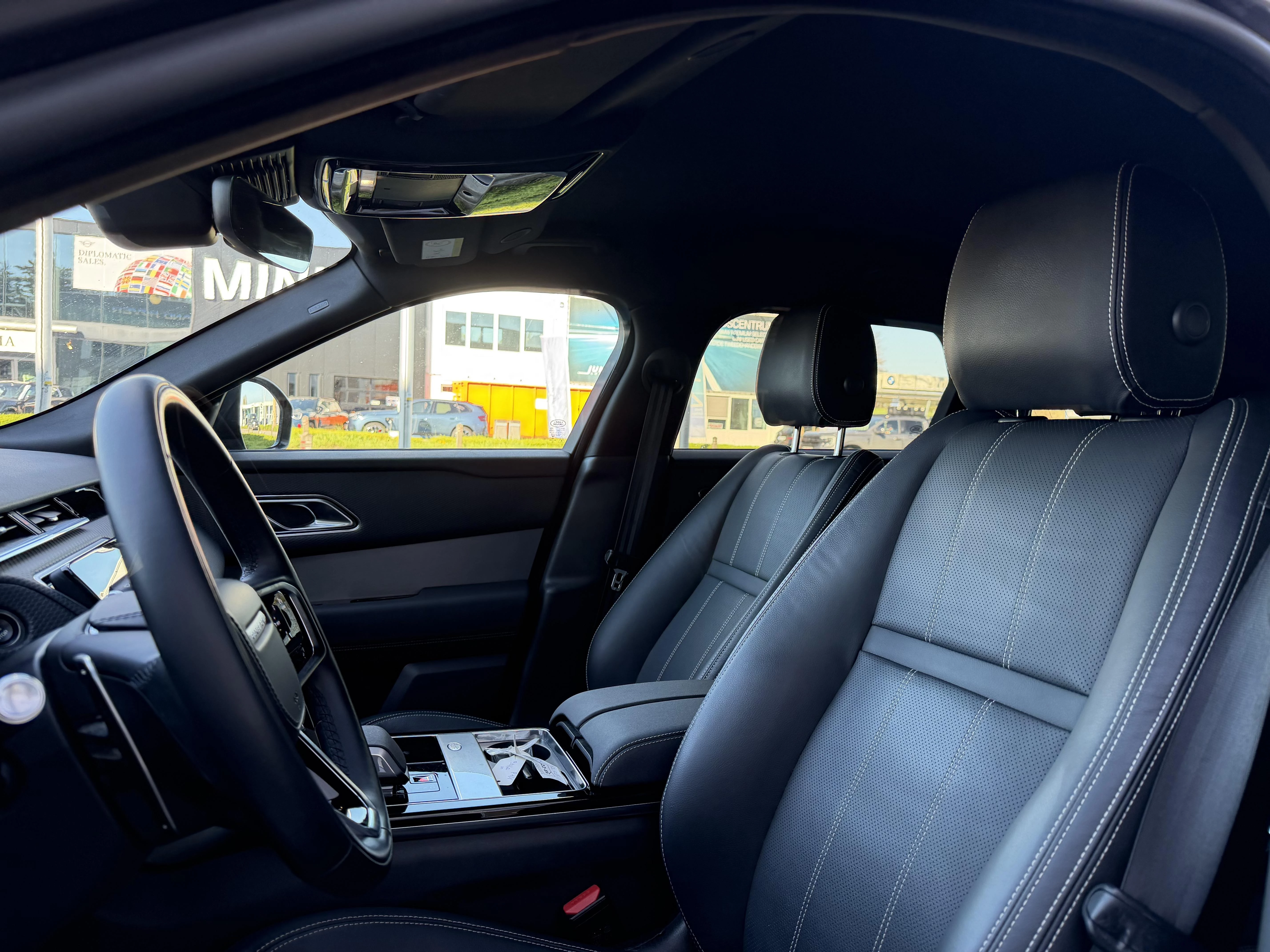 Land Rover Range Rover Velar P400e R-Dynamic S