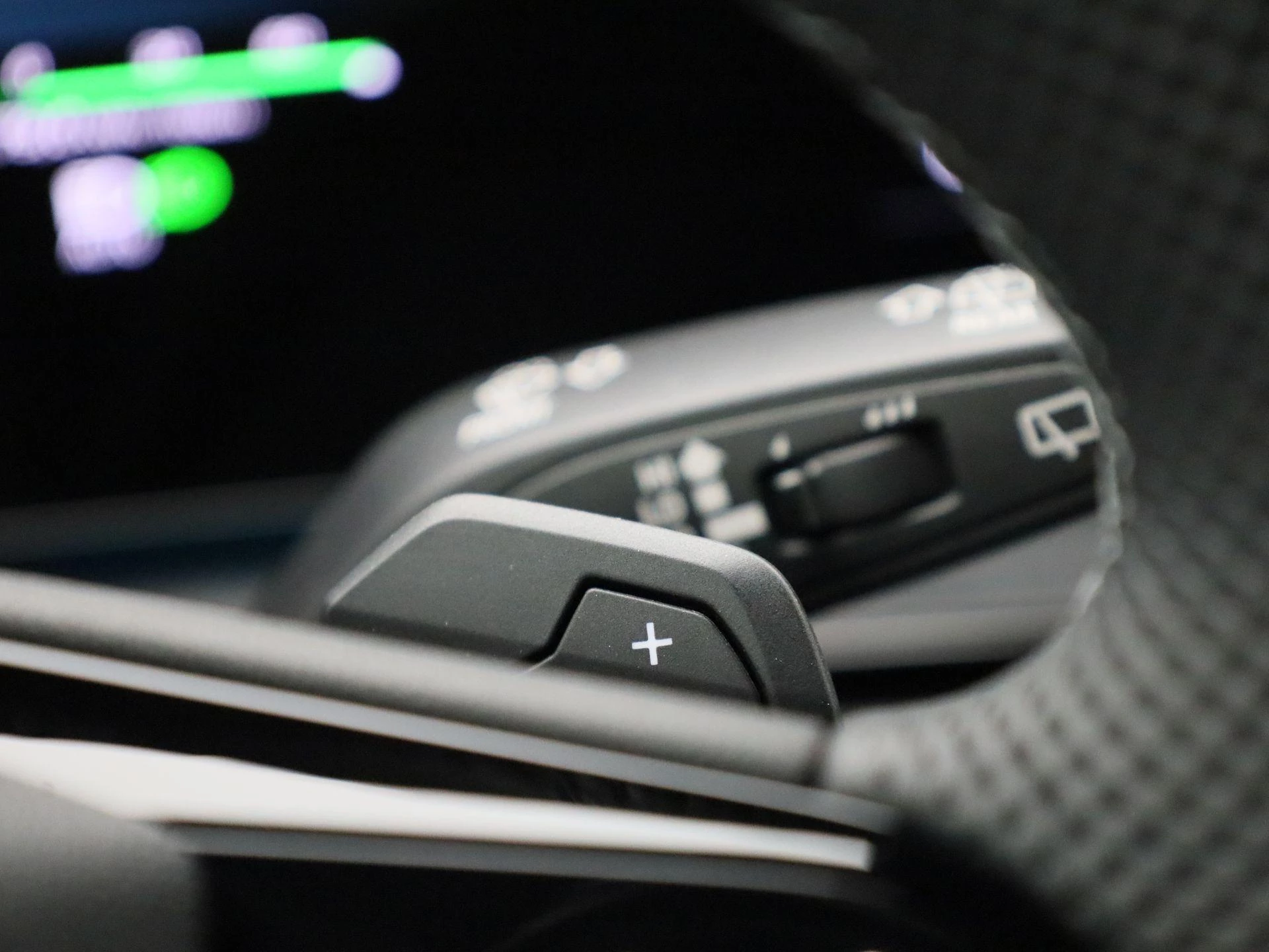 Audi-Q6 e-tron-image-33