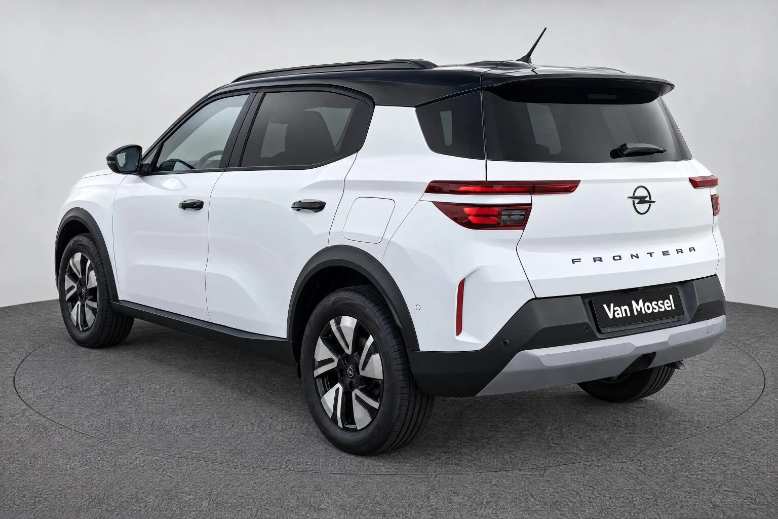 Opel-Frontera-image-6