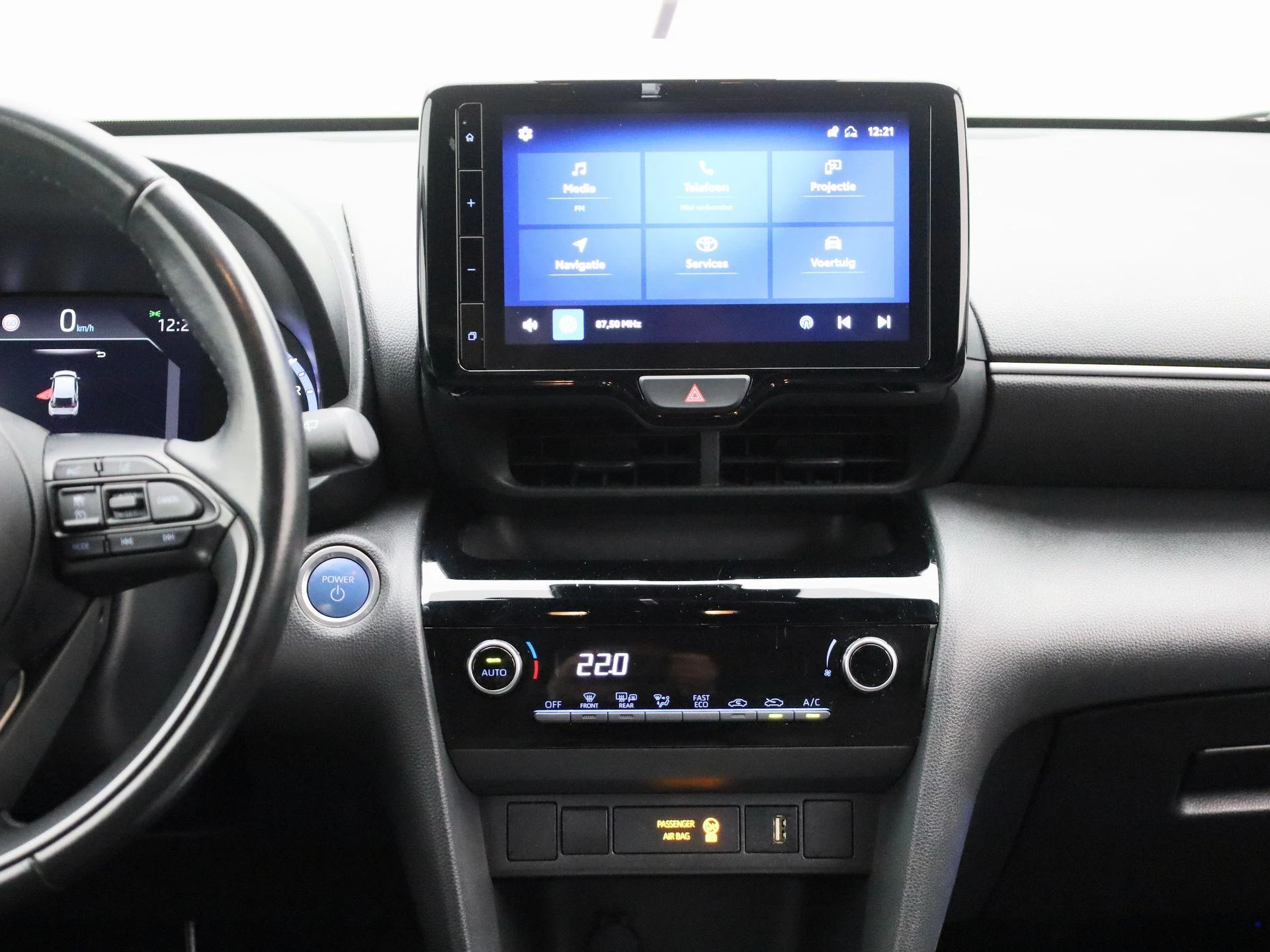 Toyota-Yaris Cross-image-7