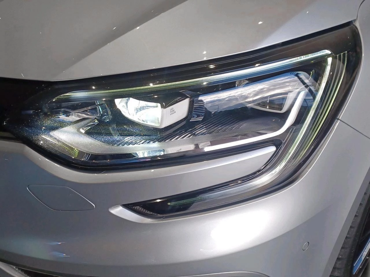 Renault-Mégane-image-8