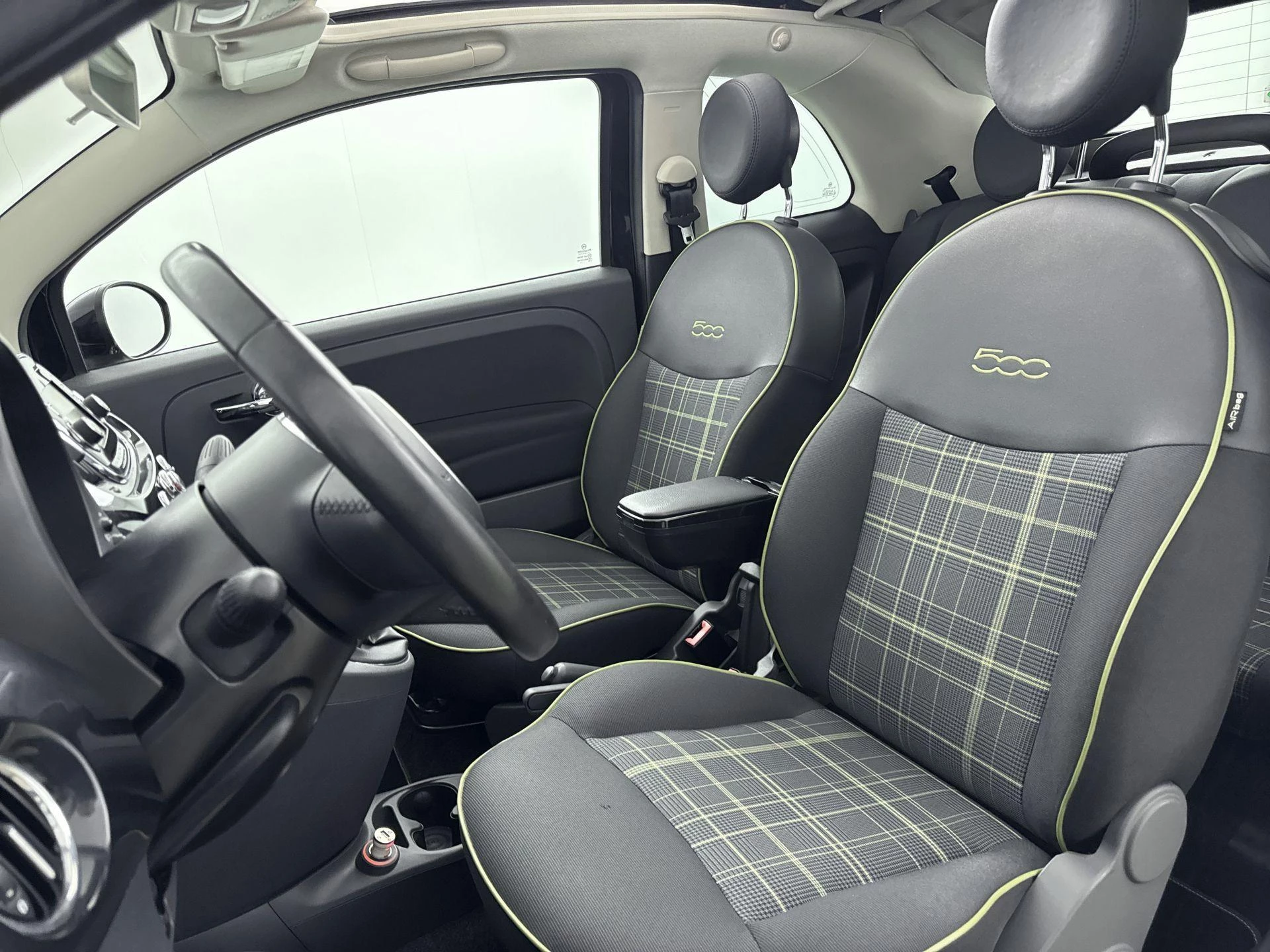 Fiat-500C-image-11