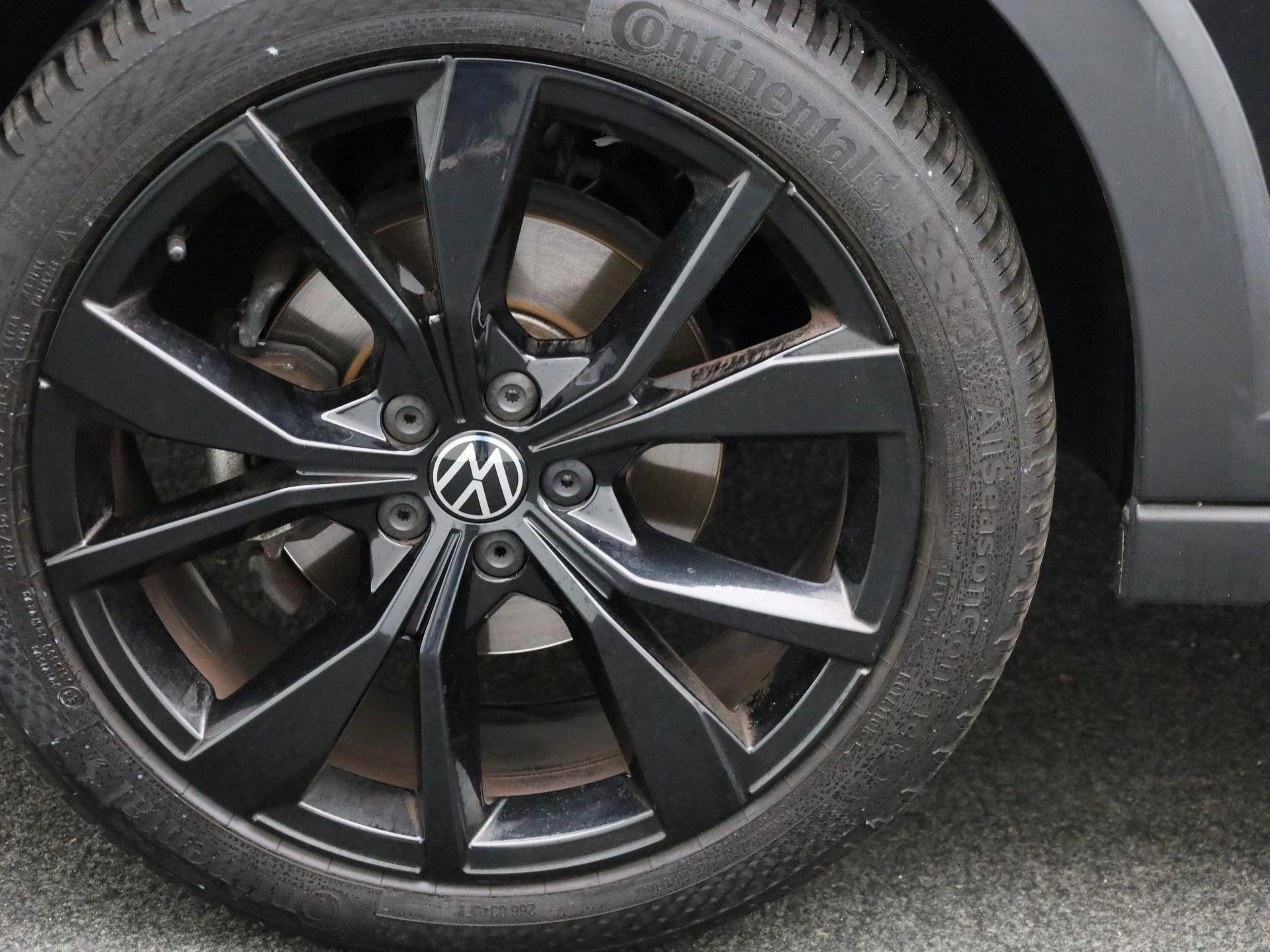 Volkswagen-Taigo-image-11