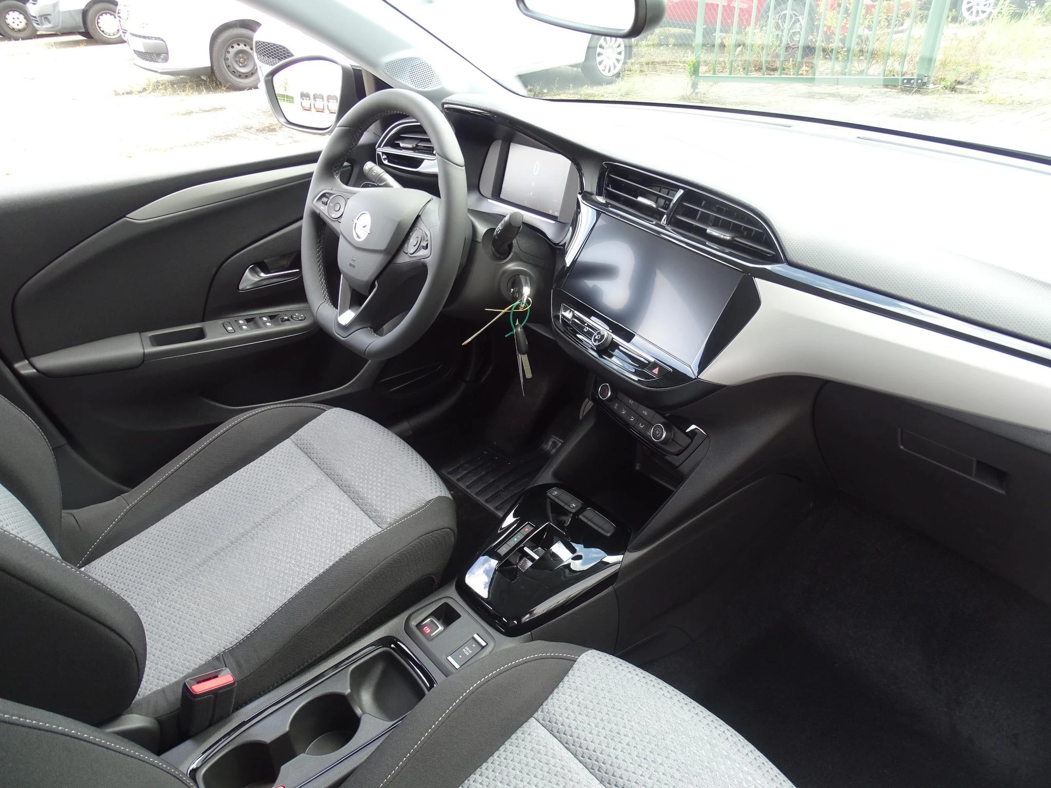 Opel-Corsa-image-12