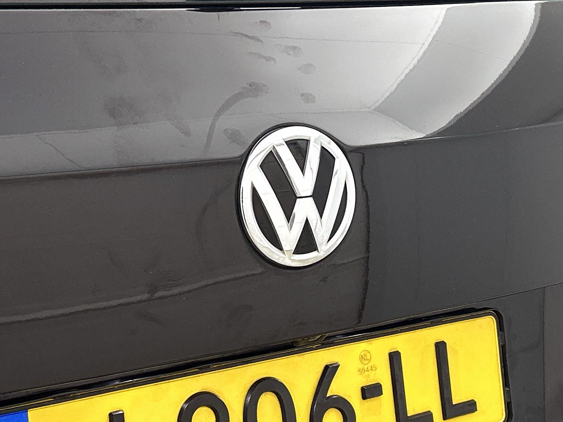 Volkswagen-Tiguan-image-24