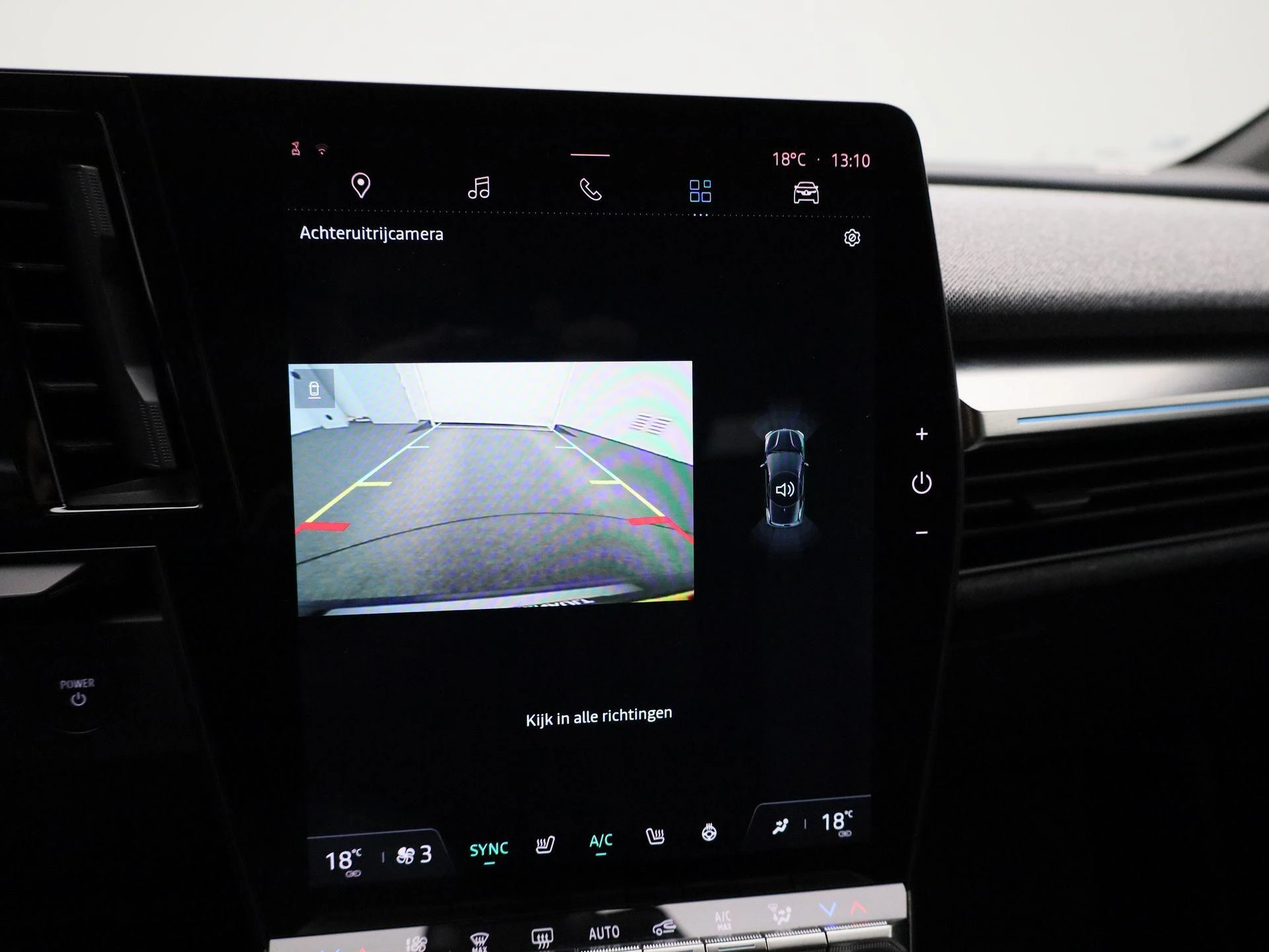 Renault-Megane E-Tech-image-23