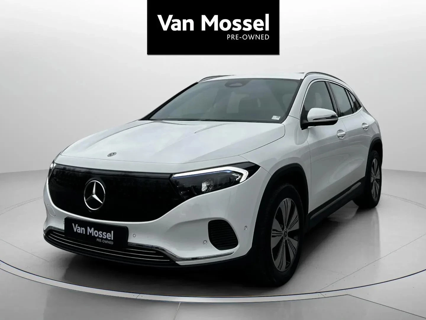 Mercedes-Benz-EQA-image-0