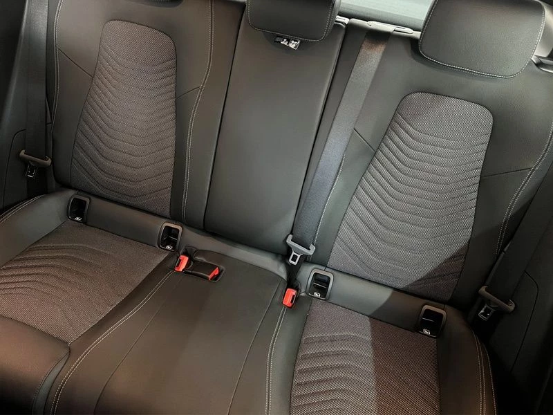Mercedes-Benz GLA 200 PROGRESSIVE AHK MBUX KLIMA NAVI SHZ Progressive