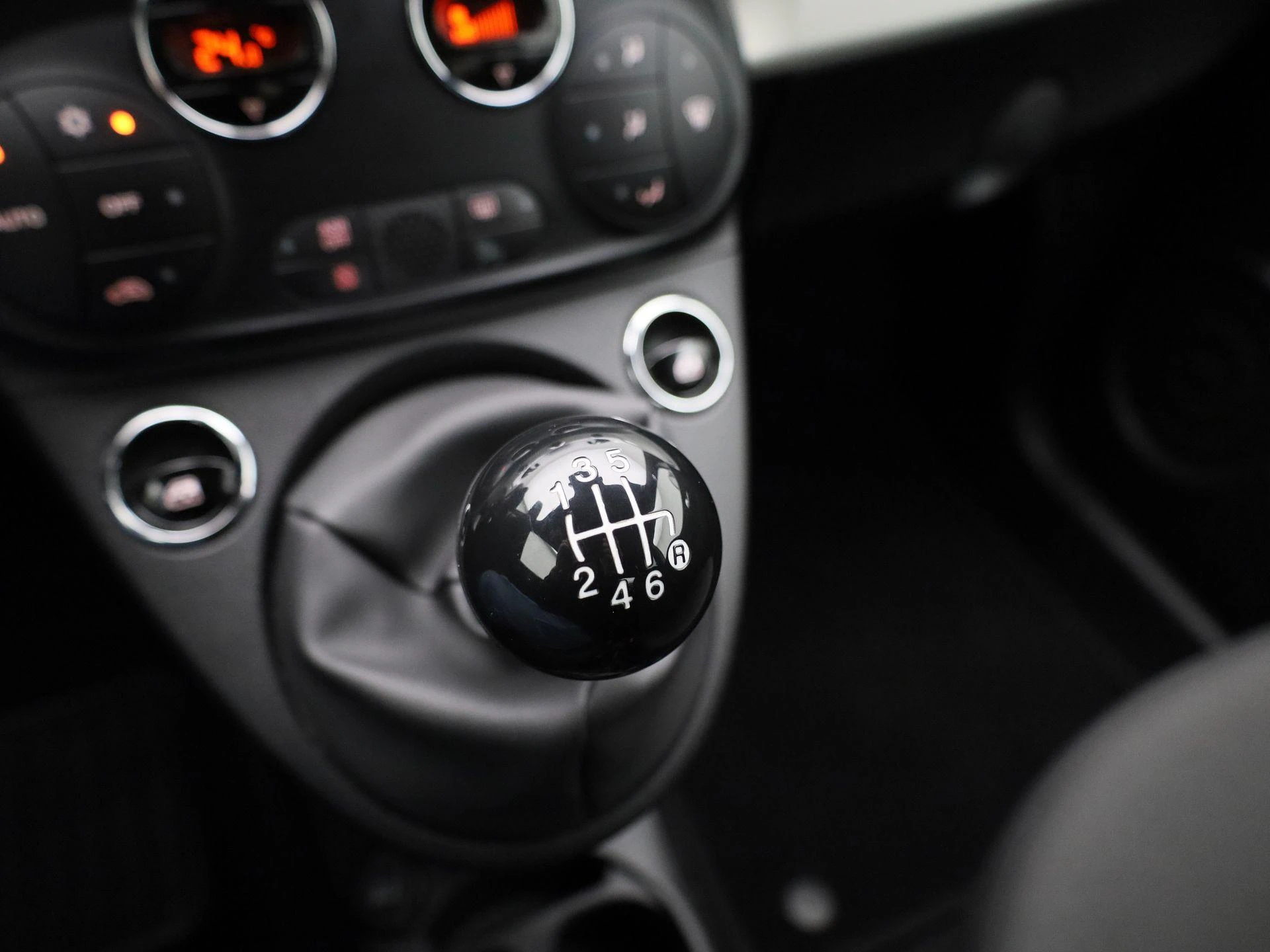 Fiat-500C-image-26