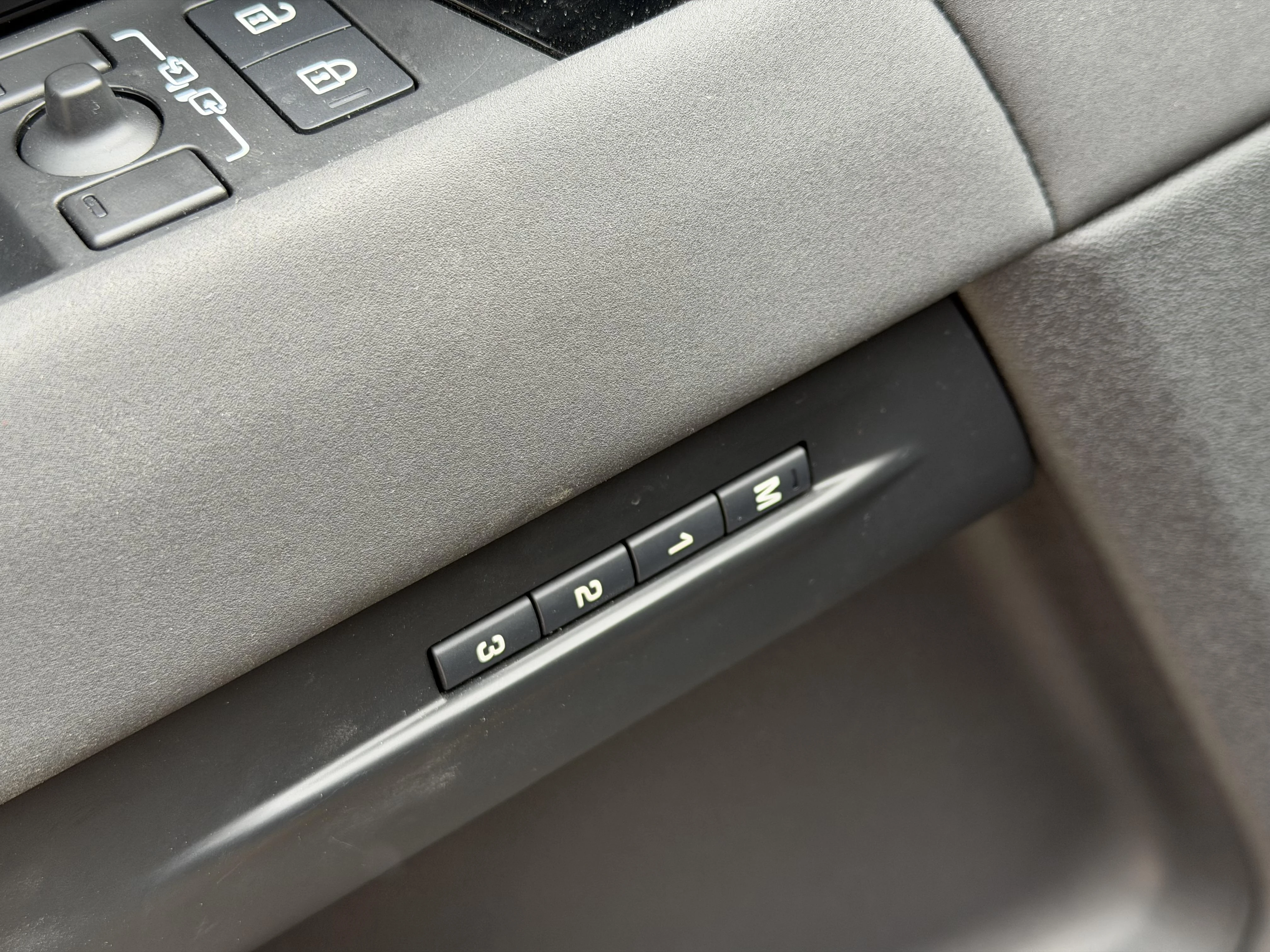 Land Rover Range Rover Evoque P300e PHEV S