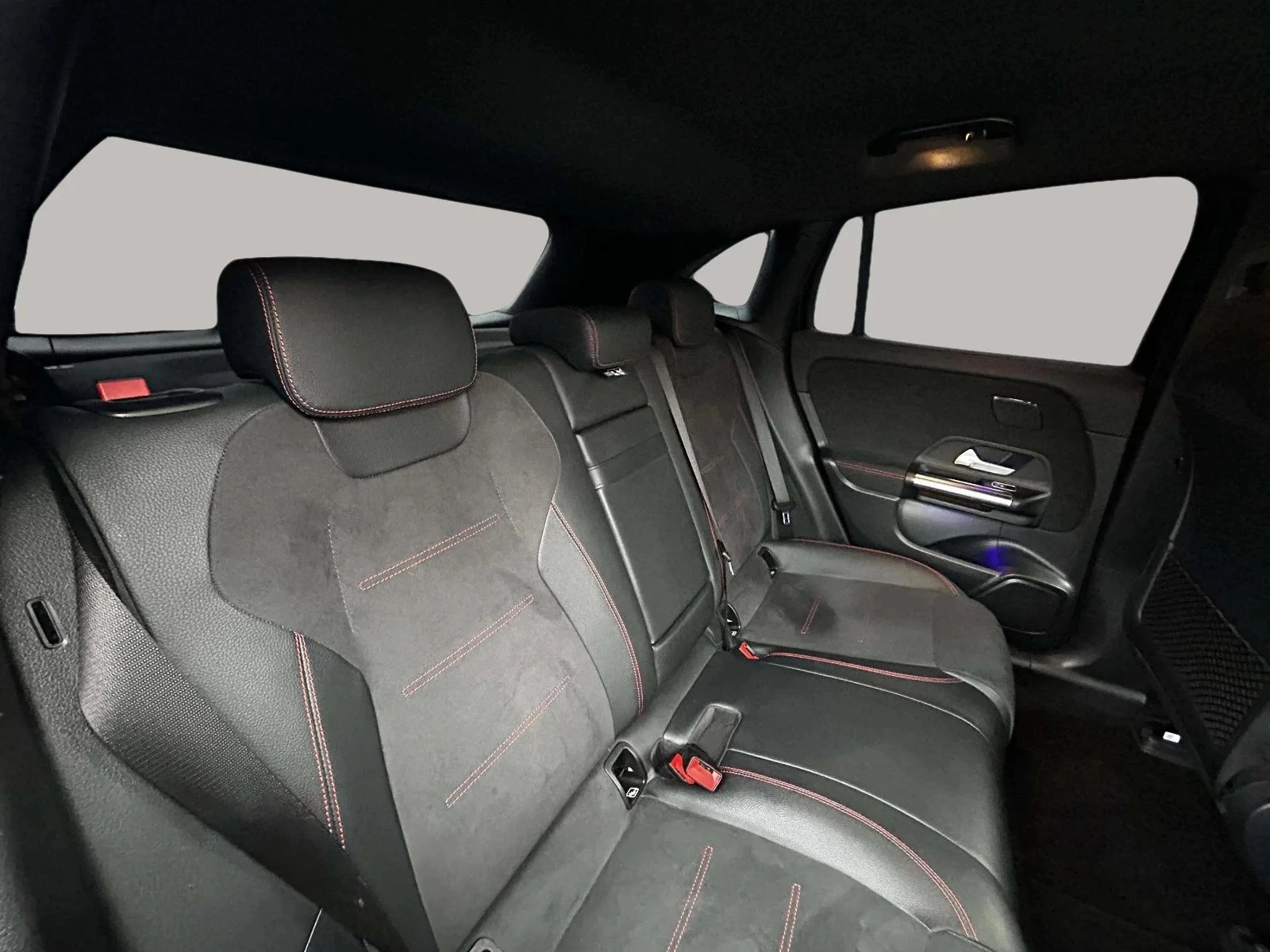 Mercedes-Benz-EQA-image-13