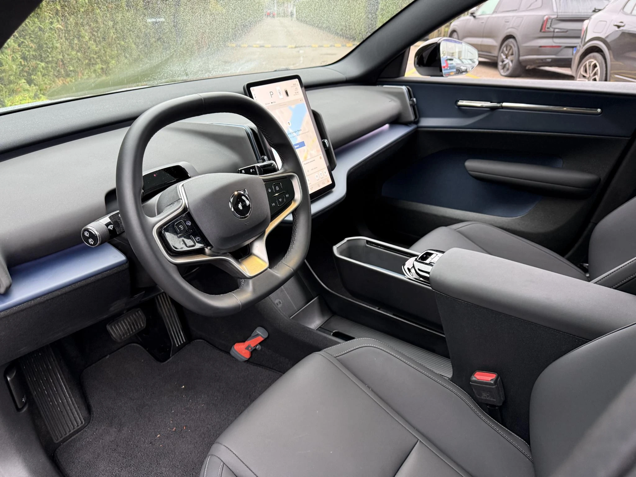 Volvo-EX30-image-17