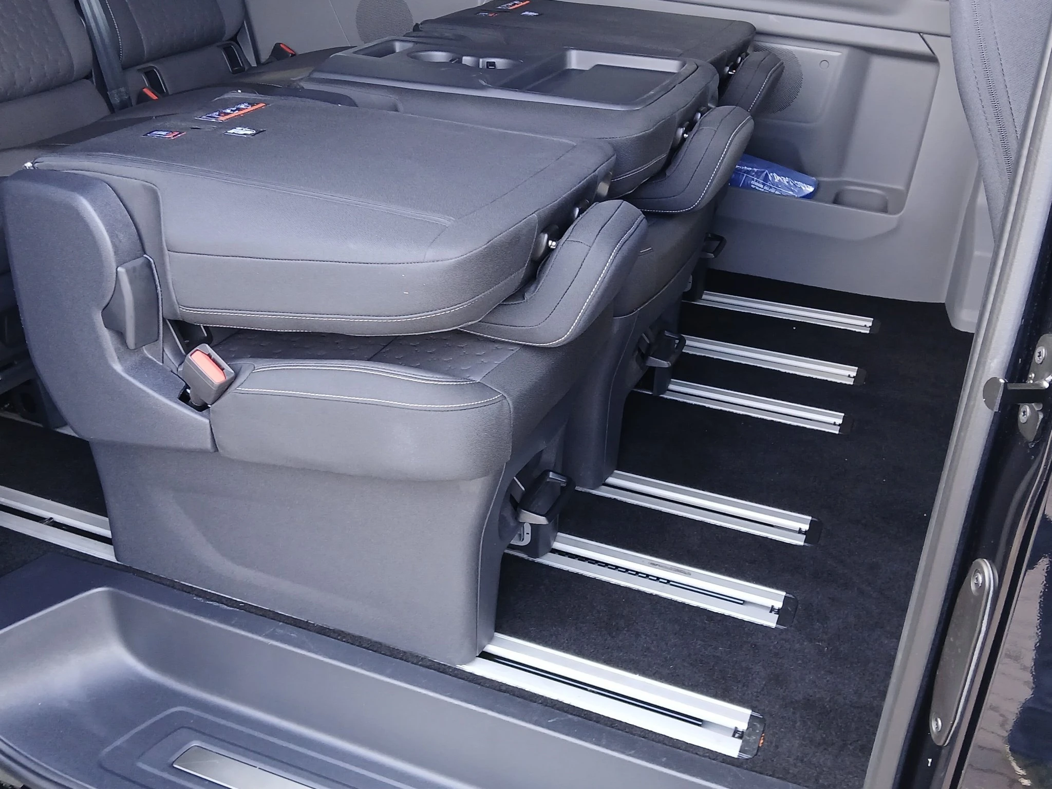 Ford-Tourneo Custom-image-28