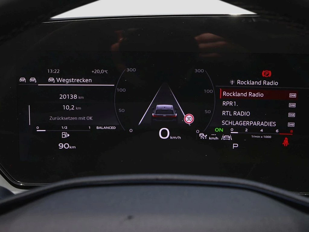 Audi A5 Avant 2.0 TFSI quattro AHK Kamera GWF