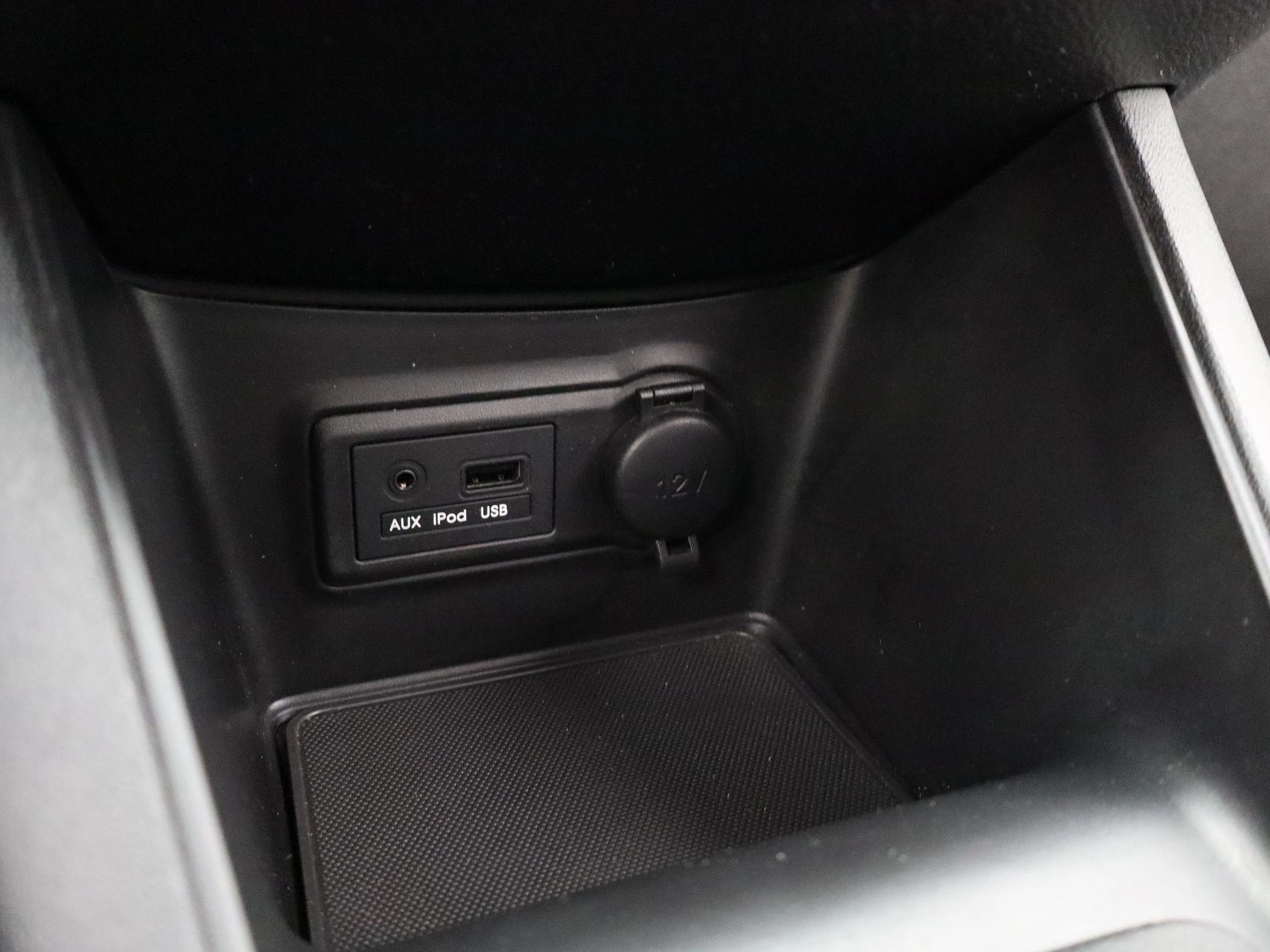 Kia-Venga-image-14
