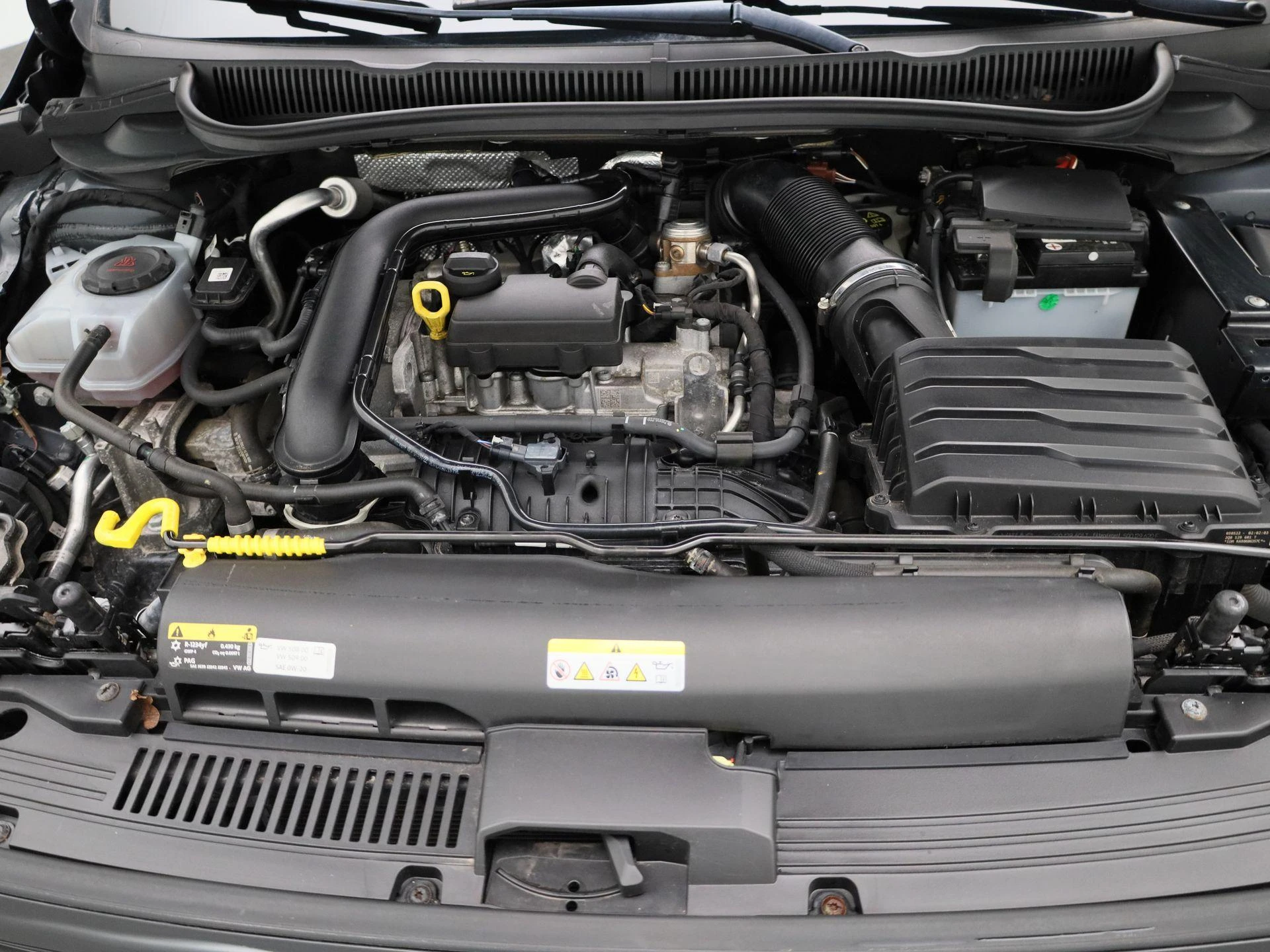 Volkswagen-Polo-image-30
