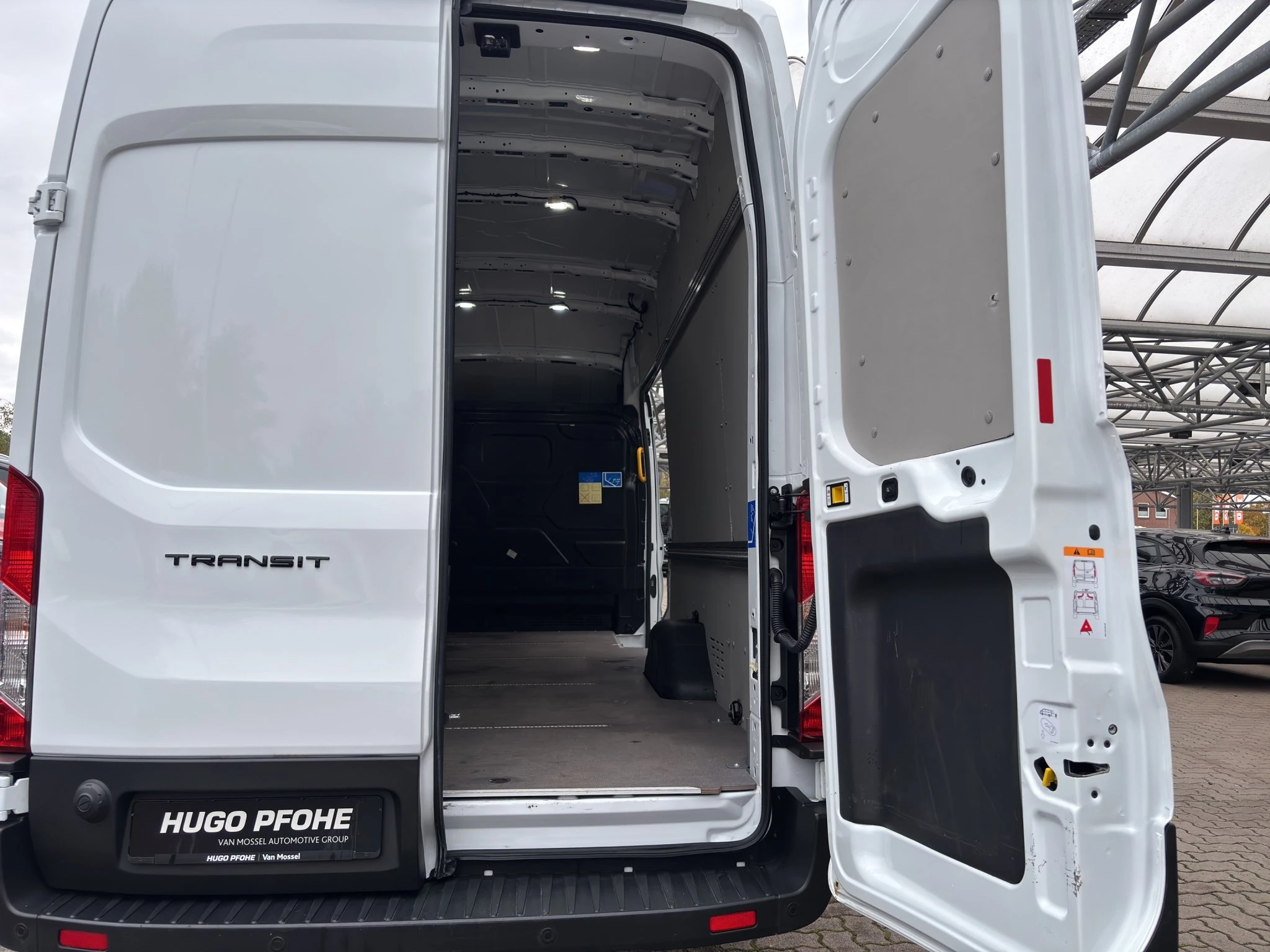 Ford-Transit-image-19