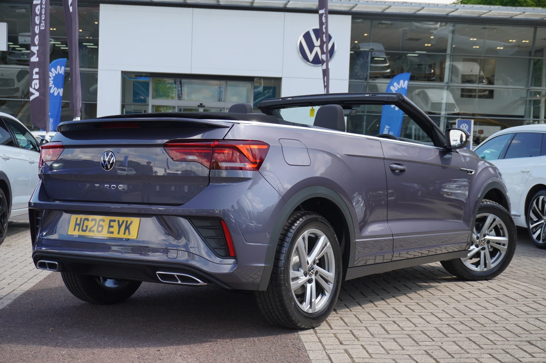Volkswagen-T-Roc-image-12