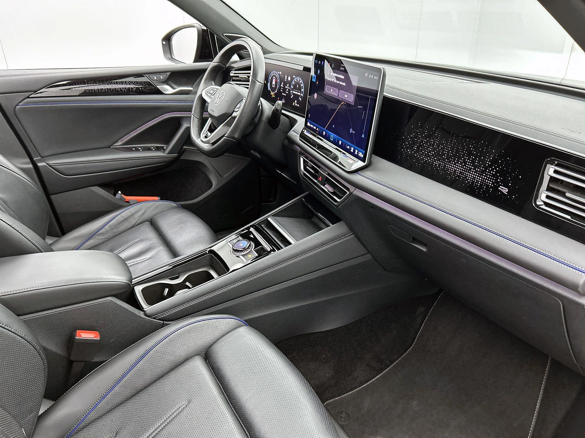 Volkswagen-Tiguan-image-18