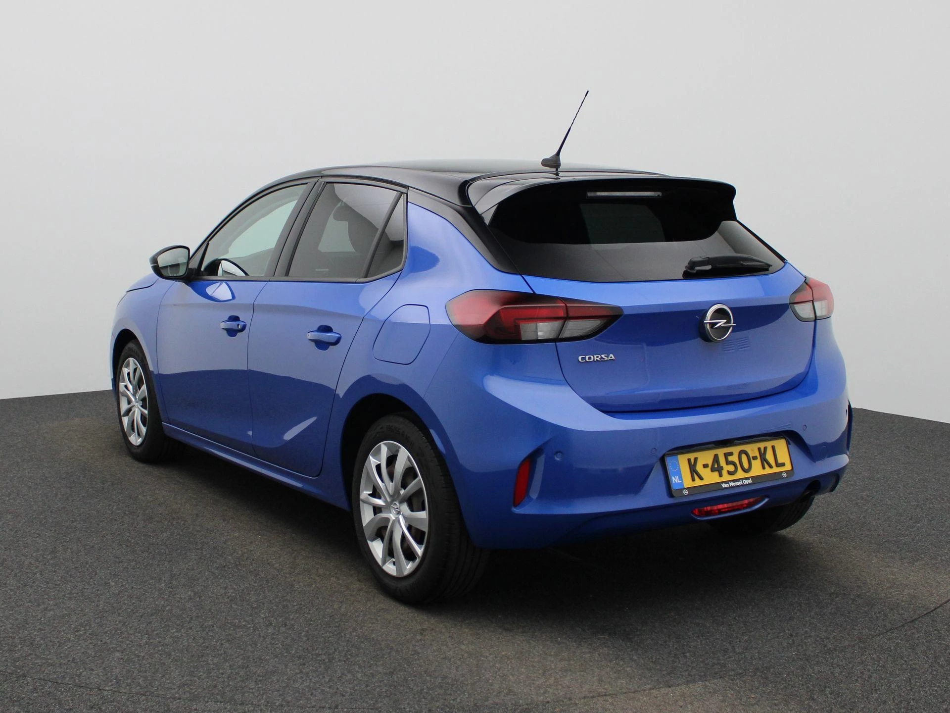 Opel-Corsa-image-1