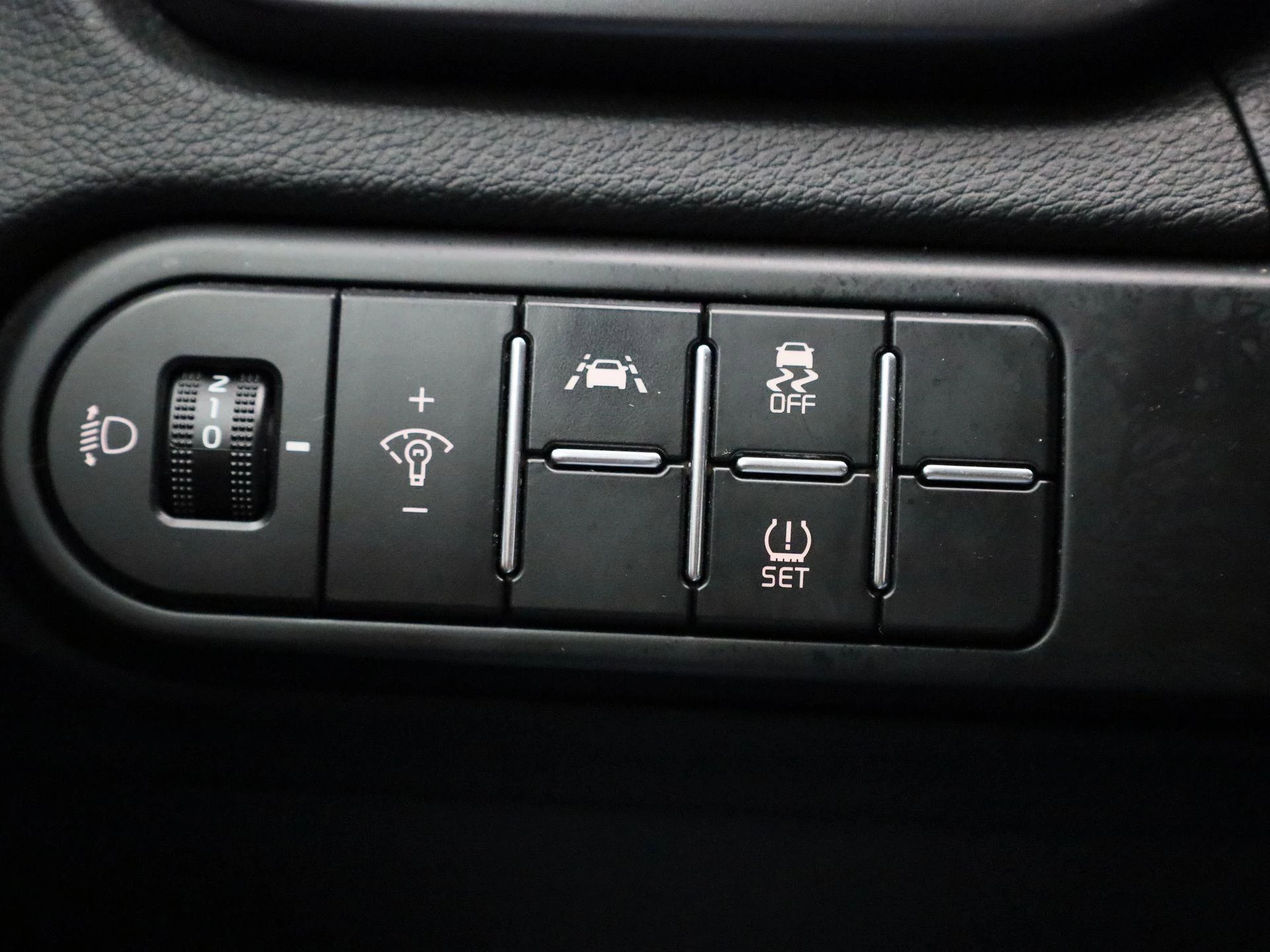 Kia-Ceed Sportswagon-image-17