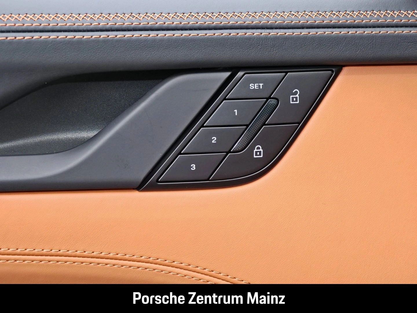 Porsche-911-image-27