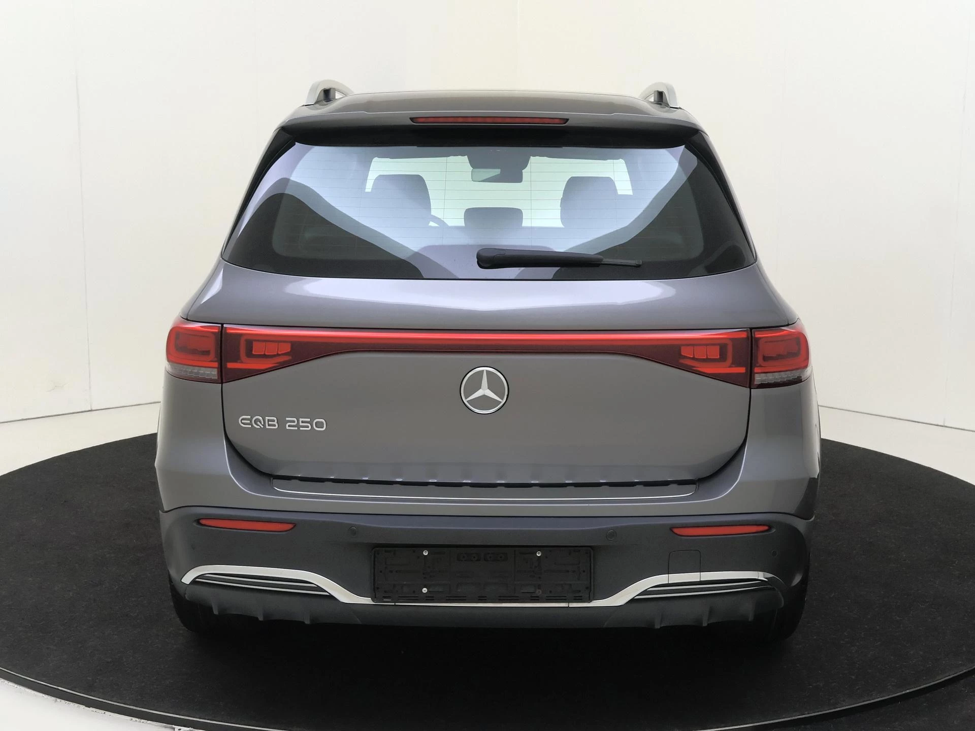 Mercedes-Benz EQB 250 AMG Line 67 kWh