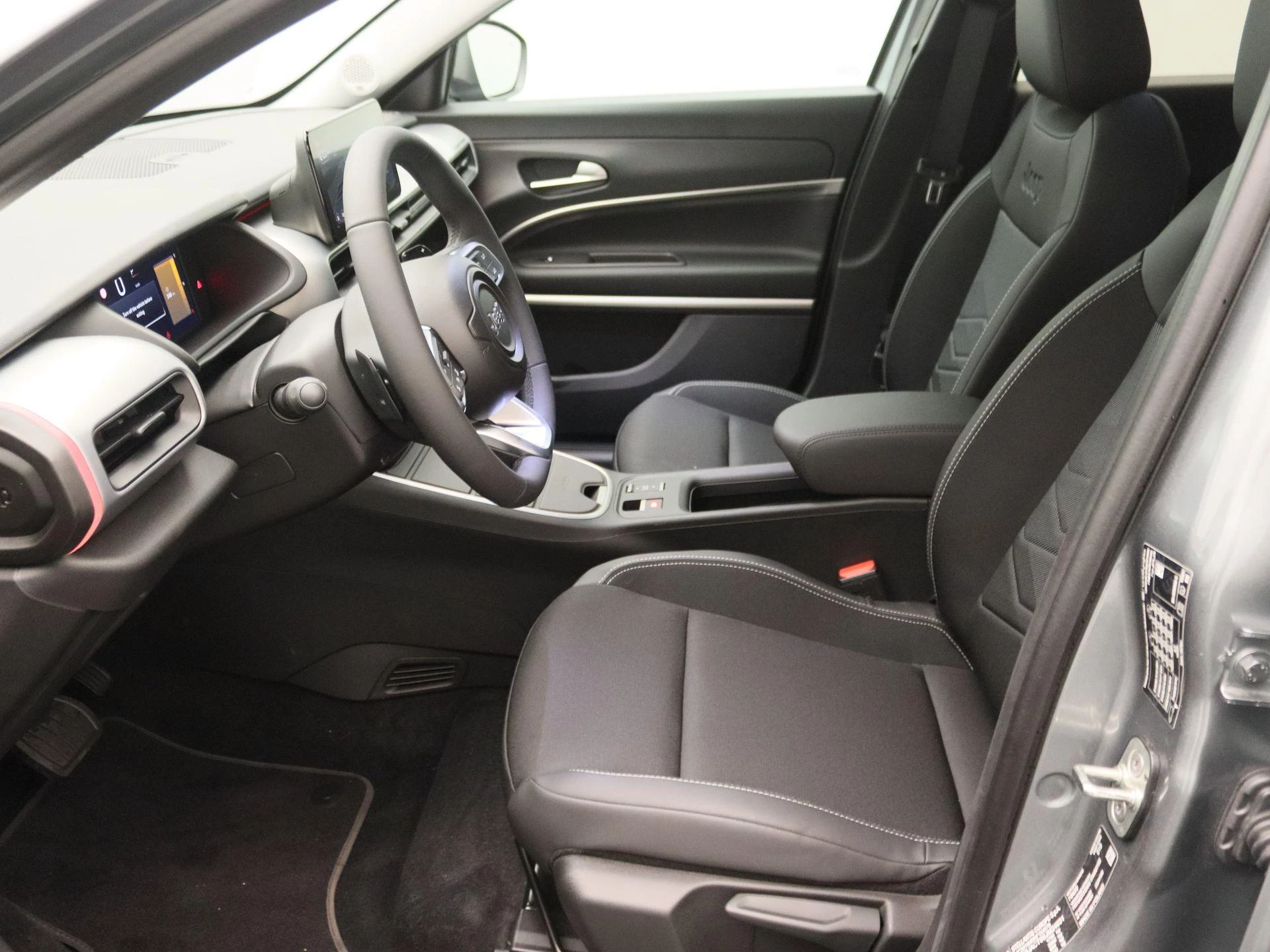 Jeep Avenger 1.2 e-Hybrid Summit