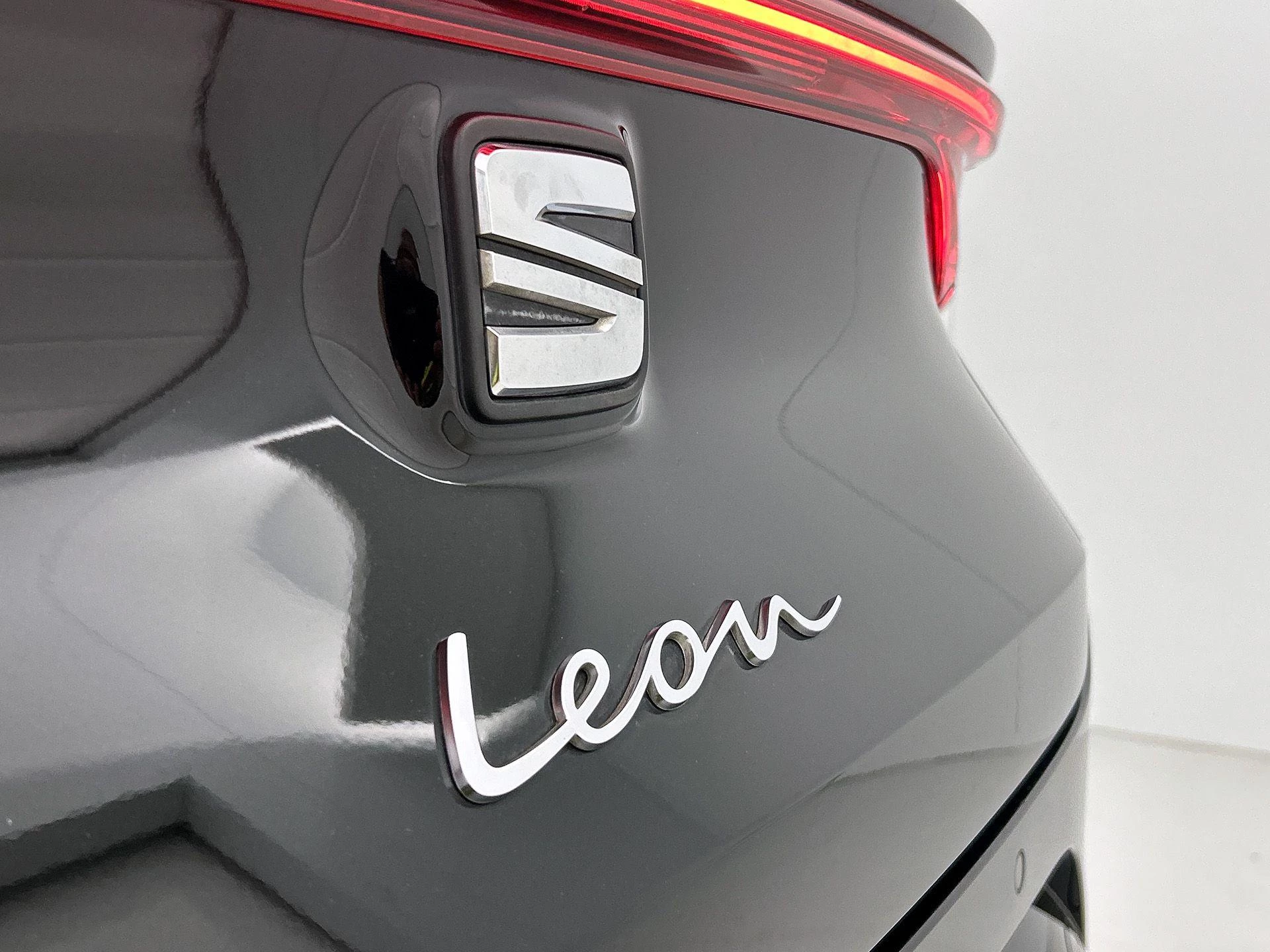 SEAT-Leon-image-5
