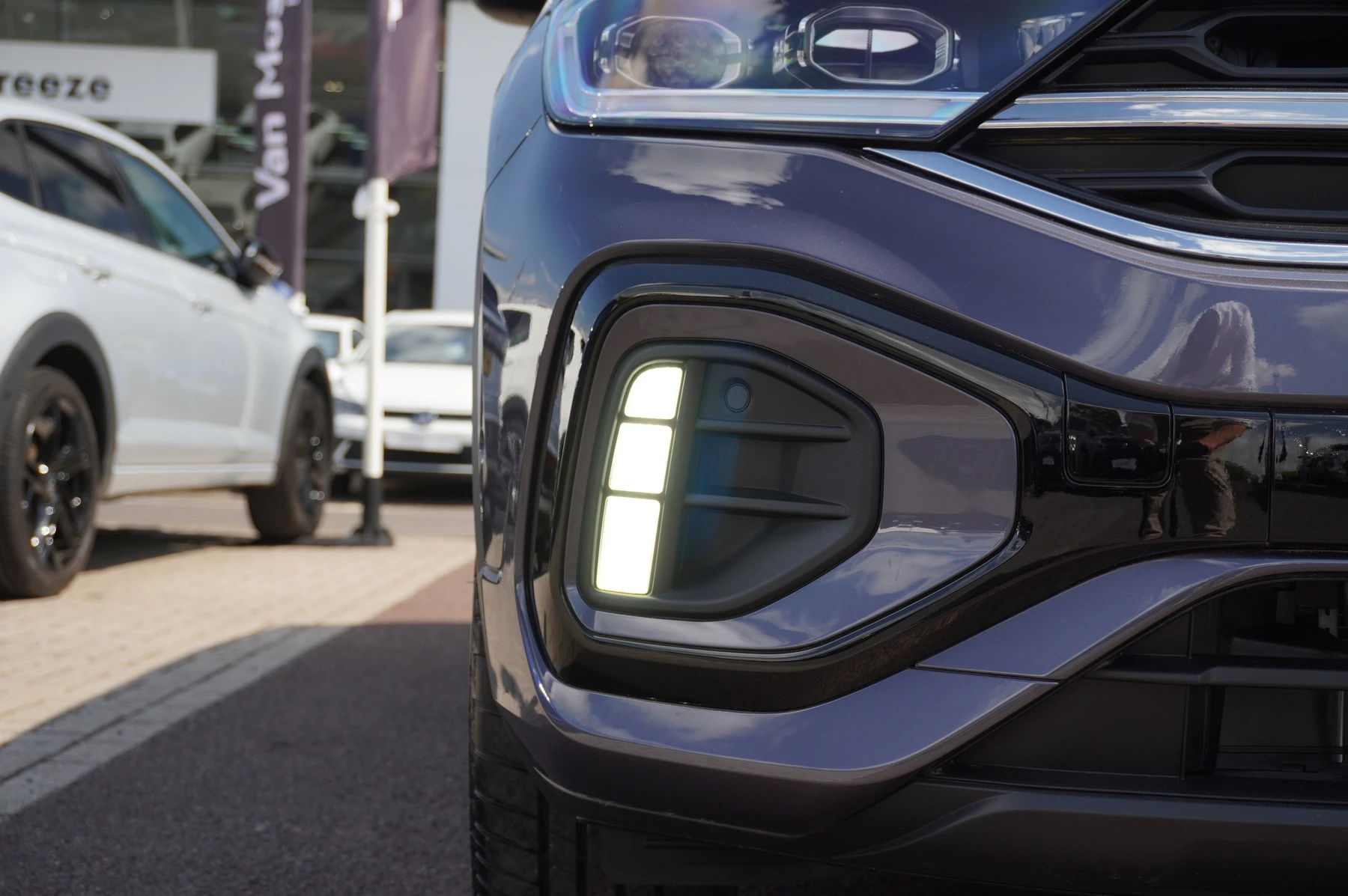Volkswagen-T-Roc-image-45