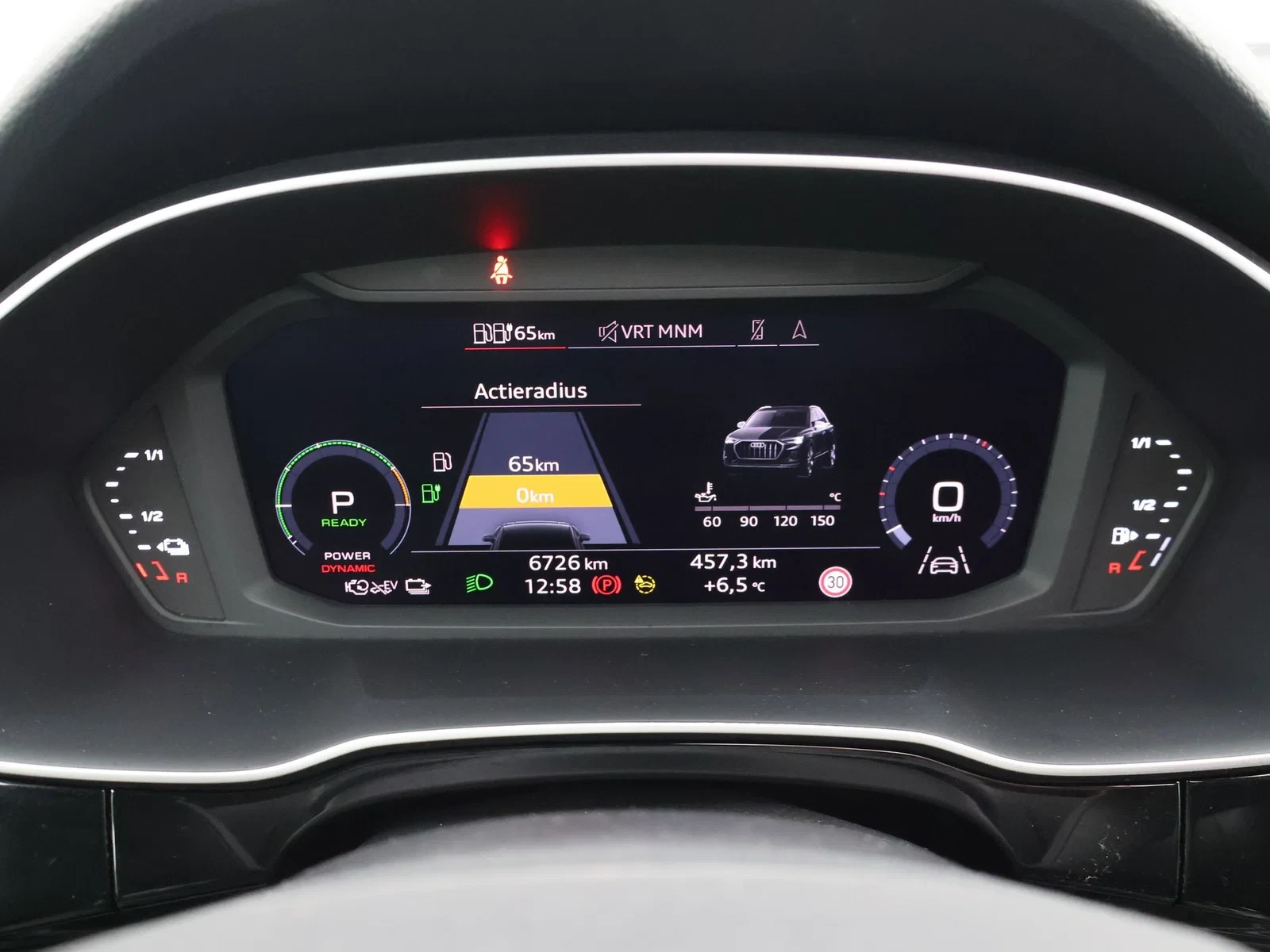 Audi Q3 PHEV Audi Q3 S line 45TFSIe PHEV 245PK *PANO DAK*NAVI*APP CONNECT*ZETELVERWARMING*CRUISE*PDC*DIGITAL DASH