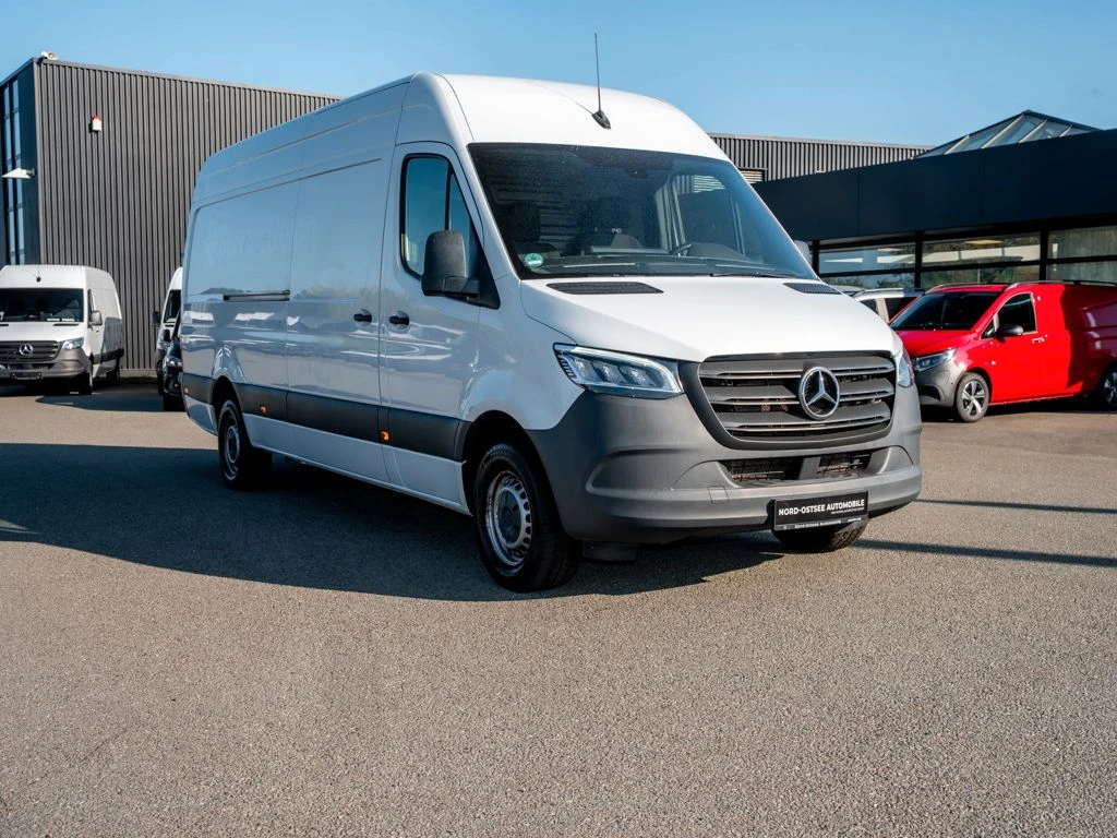 Mercedes-Benz-Sprinter 317-image-4