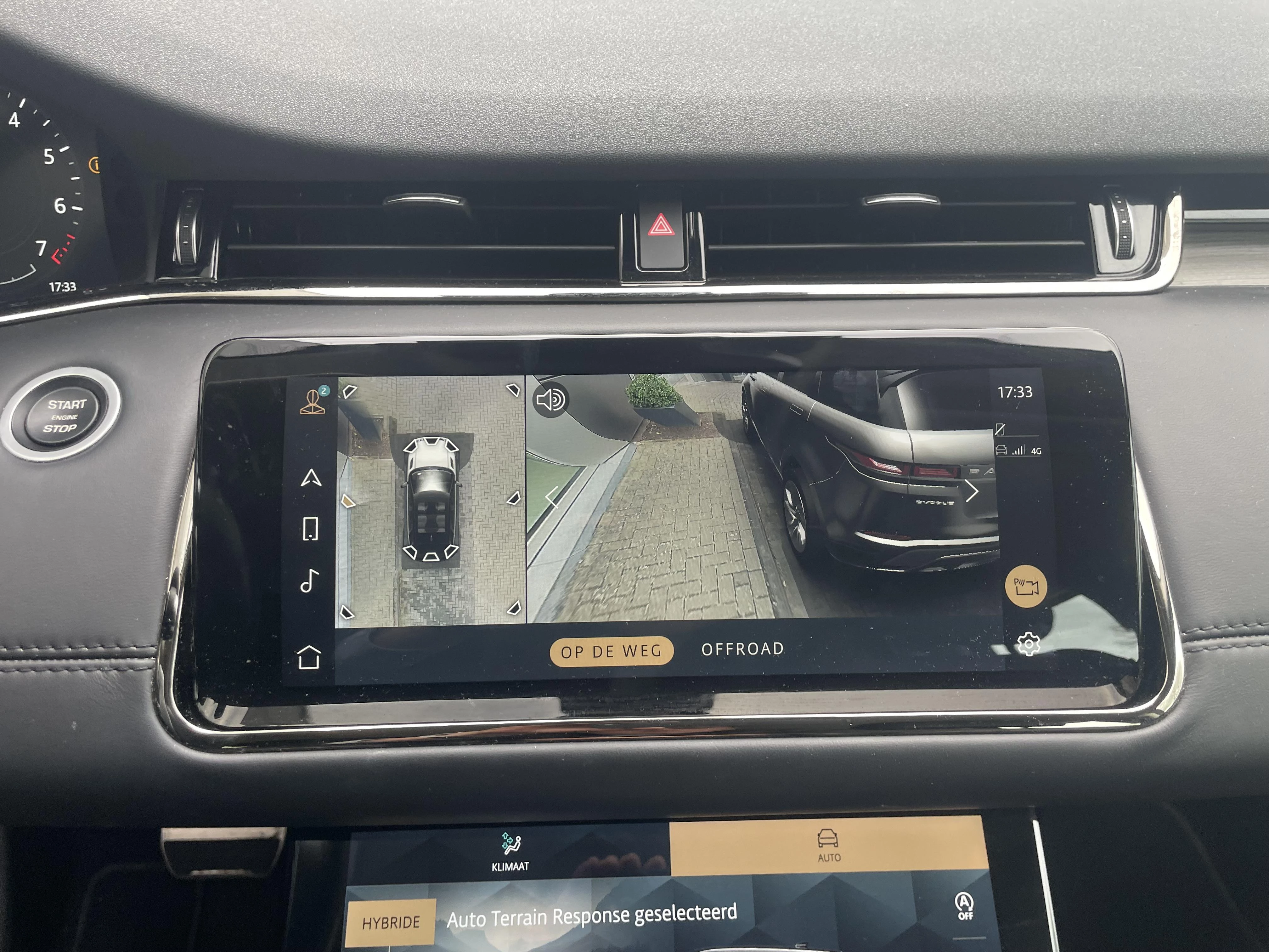 Land Rover Range Rover Evoque P300e R-Dynamic HSE