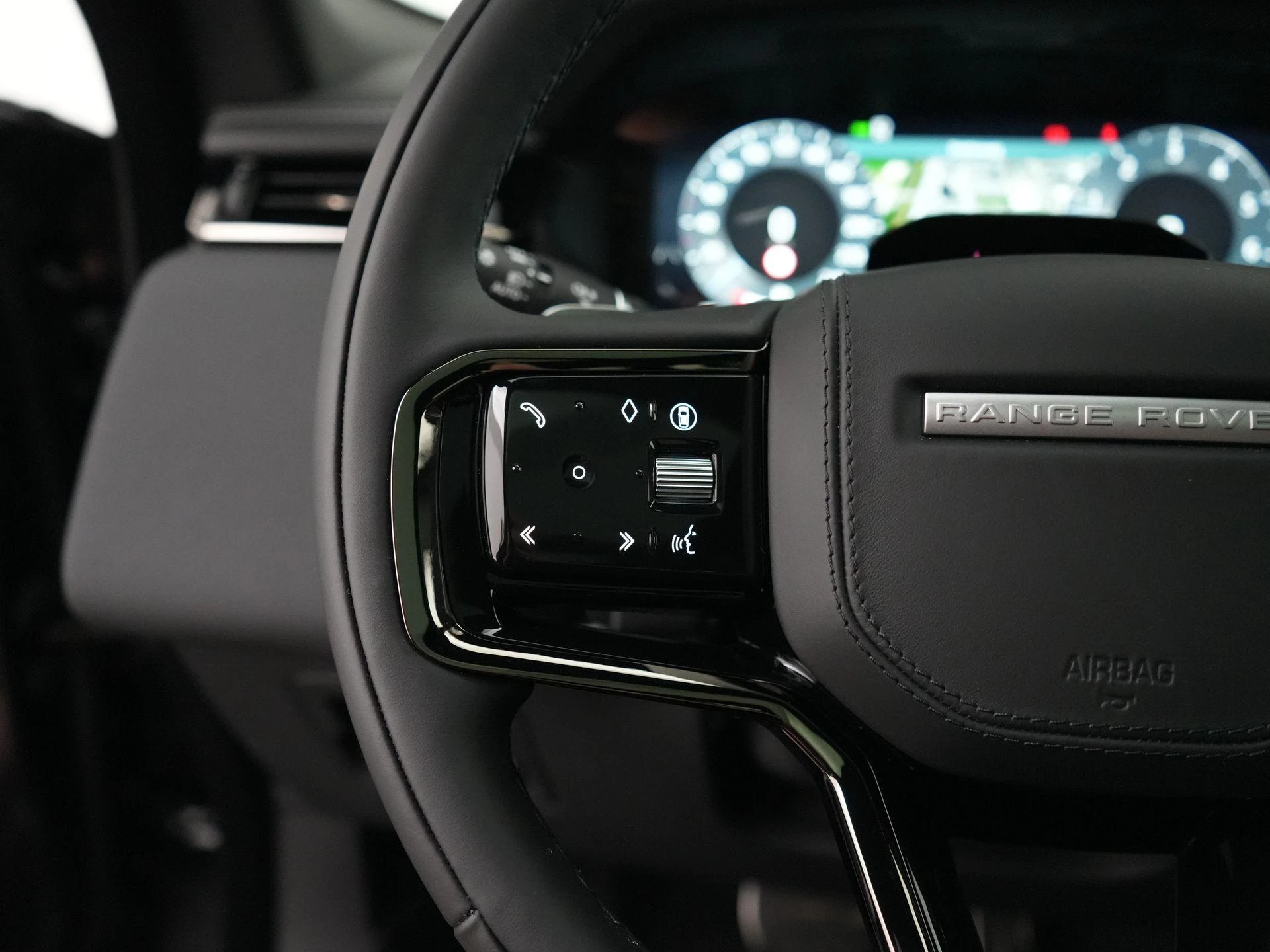Land Rover Range Rover Velar 2.0 P400e Belgravia Edition