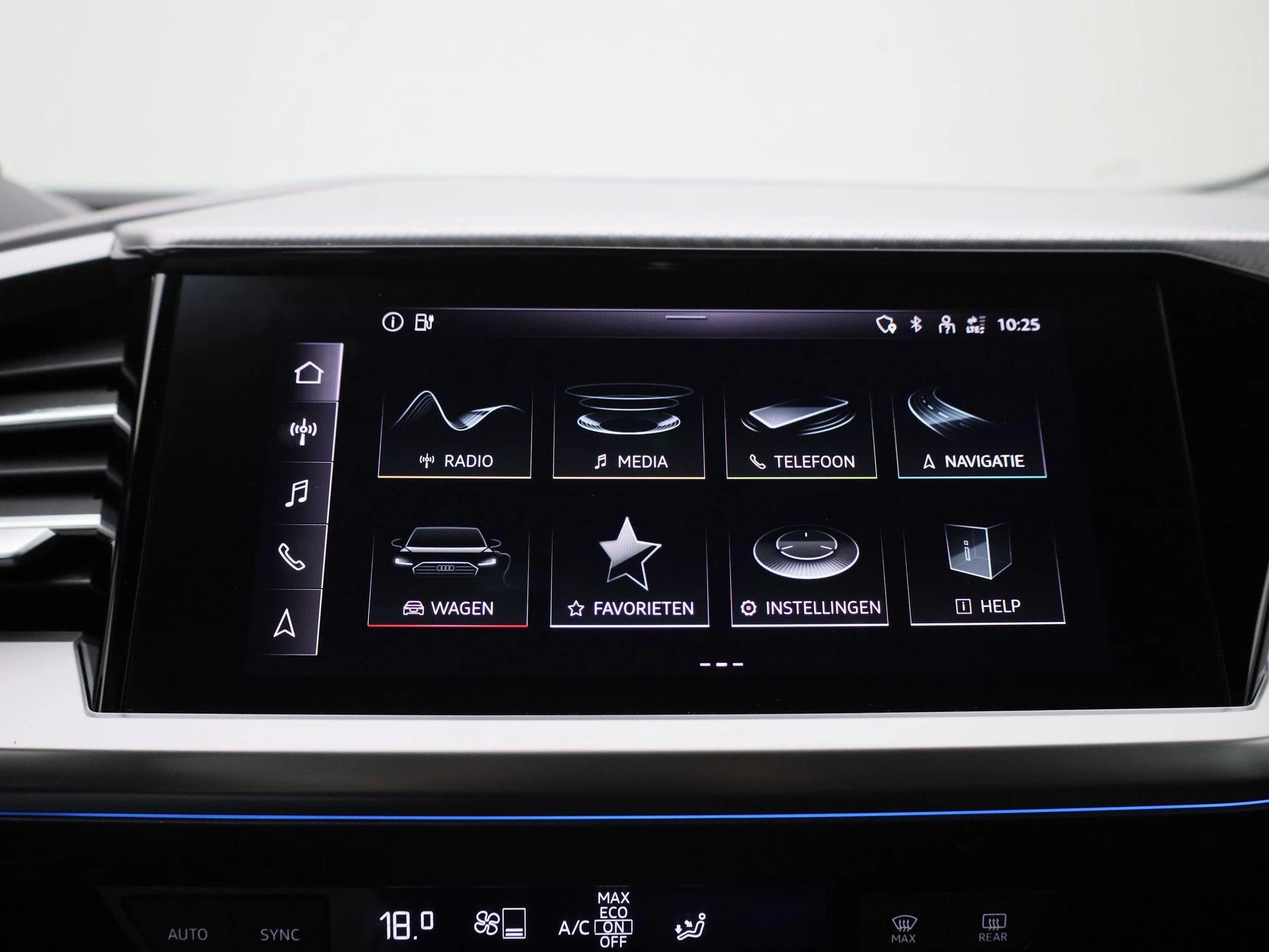 Audi-Q4 e-tron-image-26