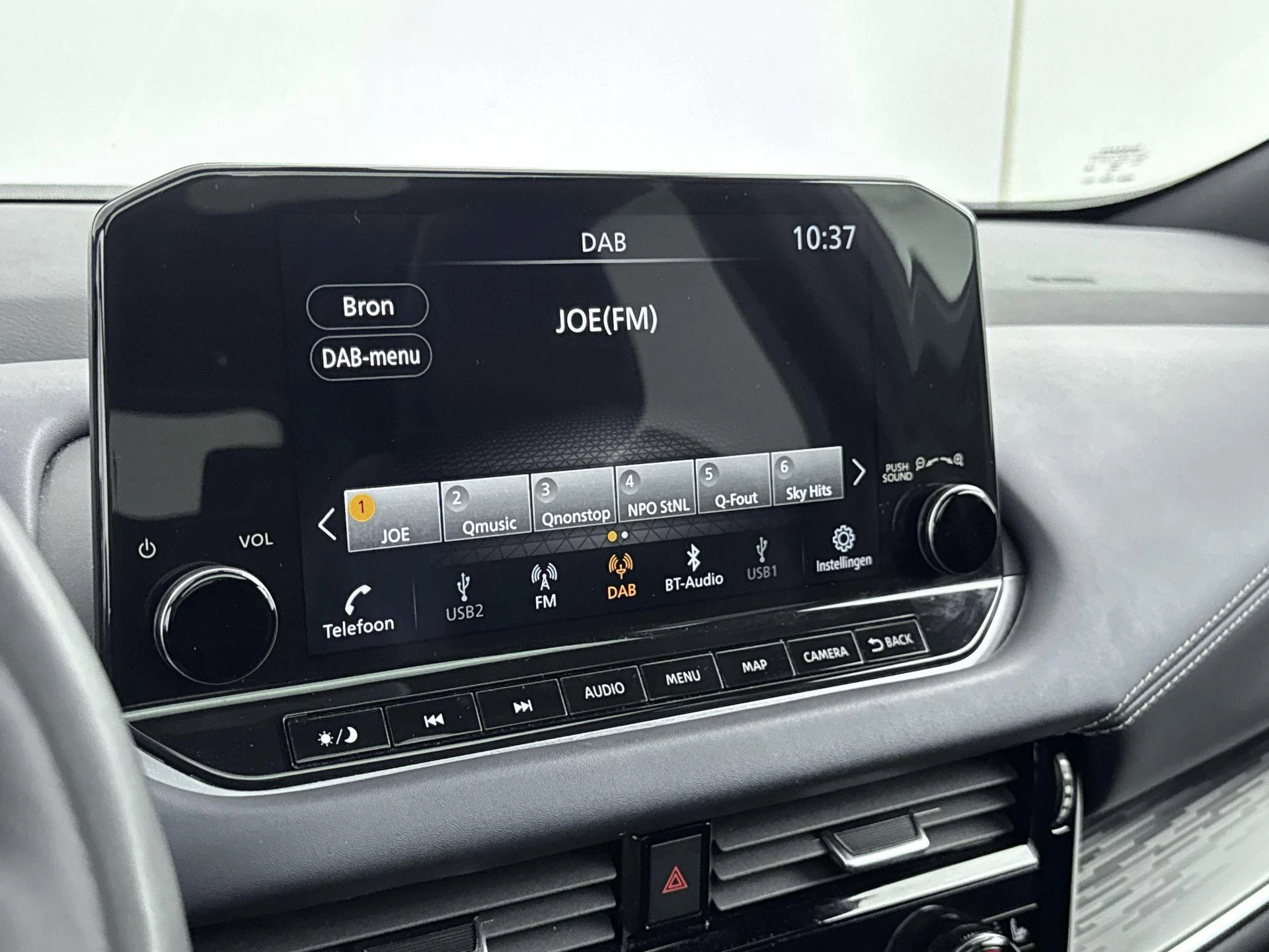 Nissan-QASHQAI-image-14