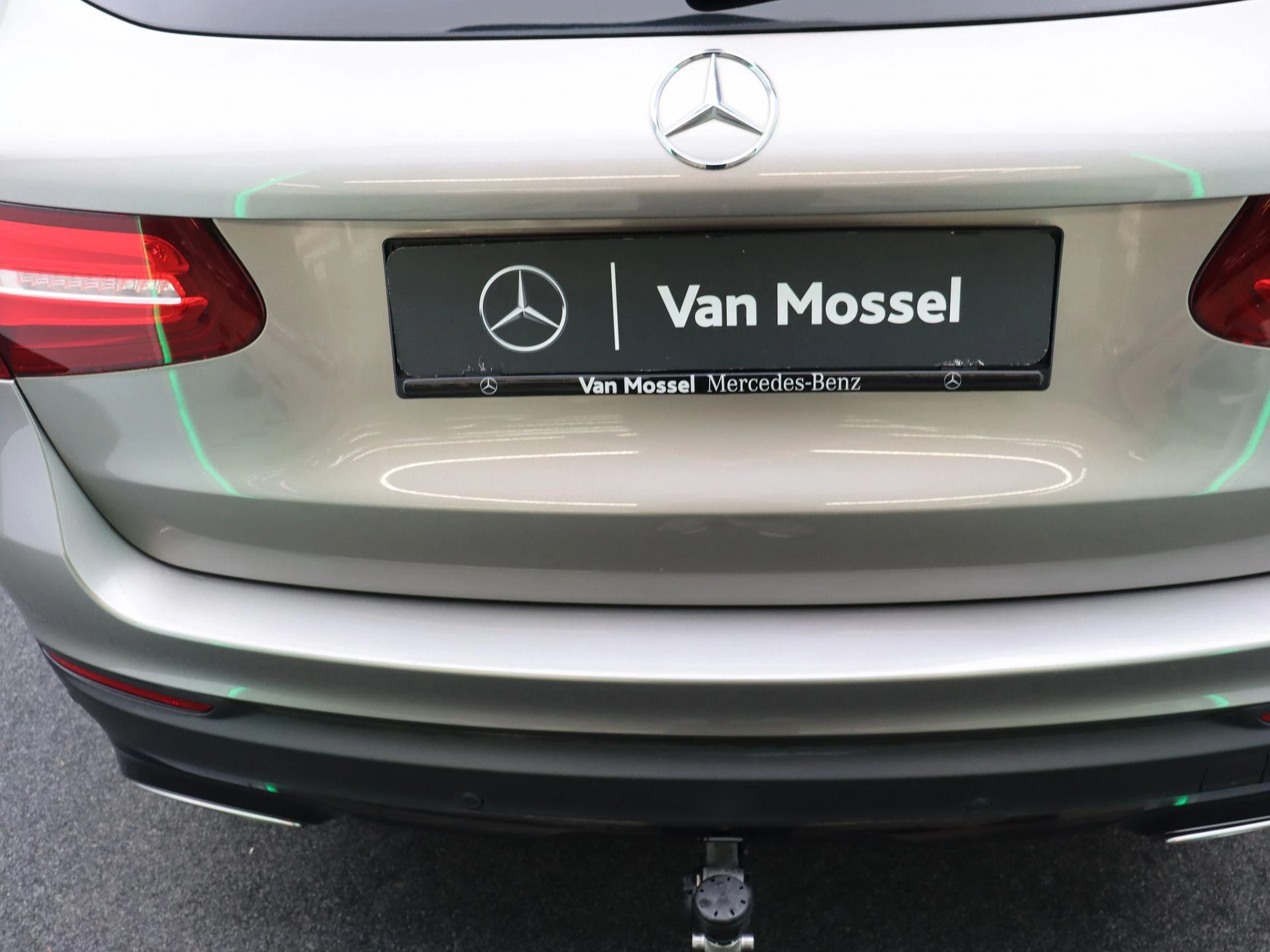 Mercedes-Benz GLC 250 4MATIC + LEDER + LED + TREKHAAK +
