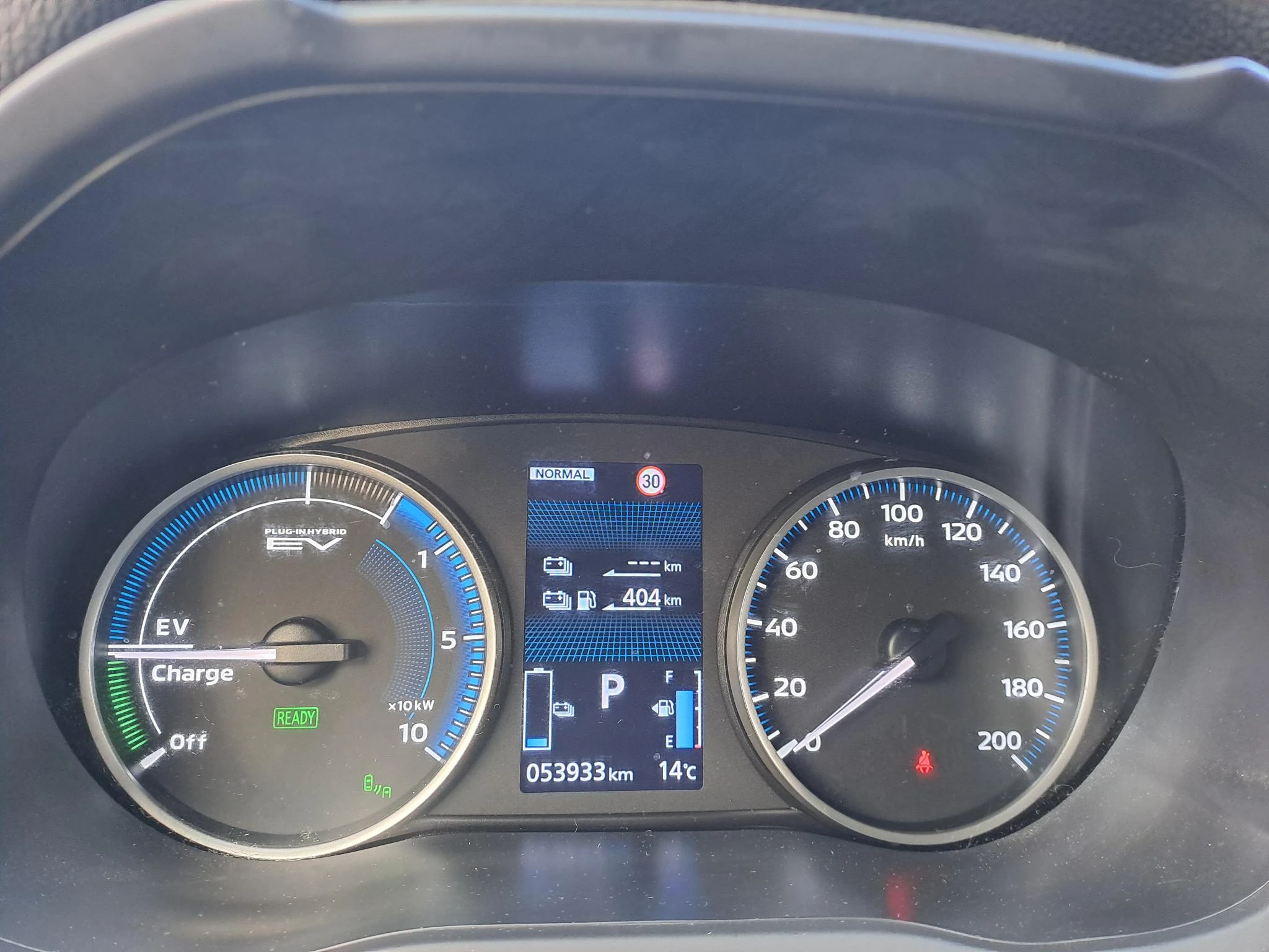 Mitsubishi-Eclipse Cross-image-11