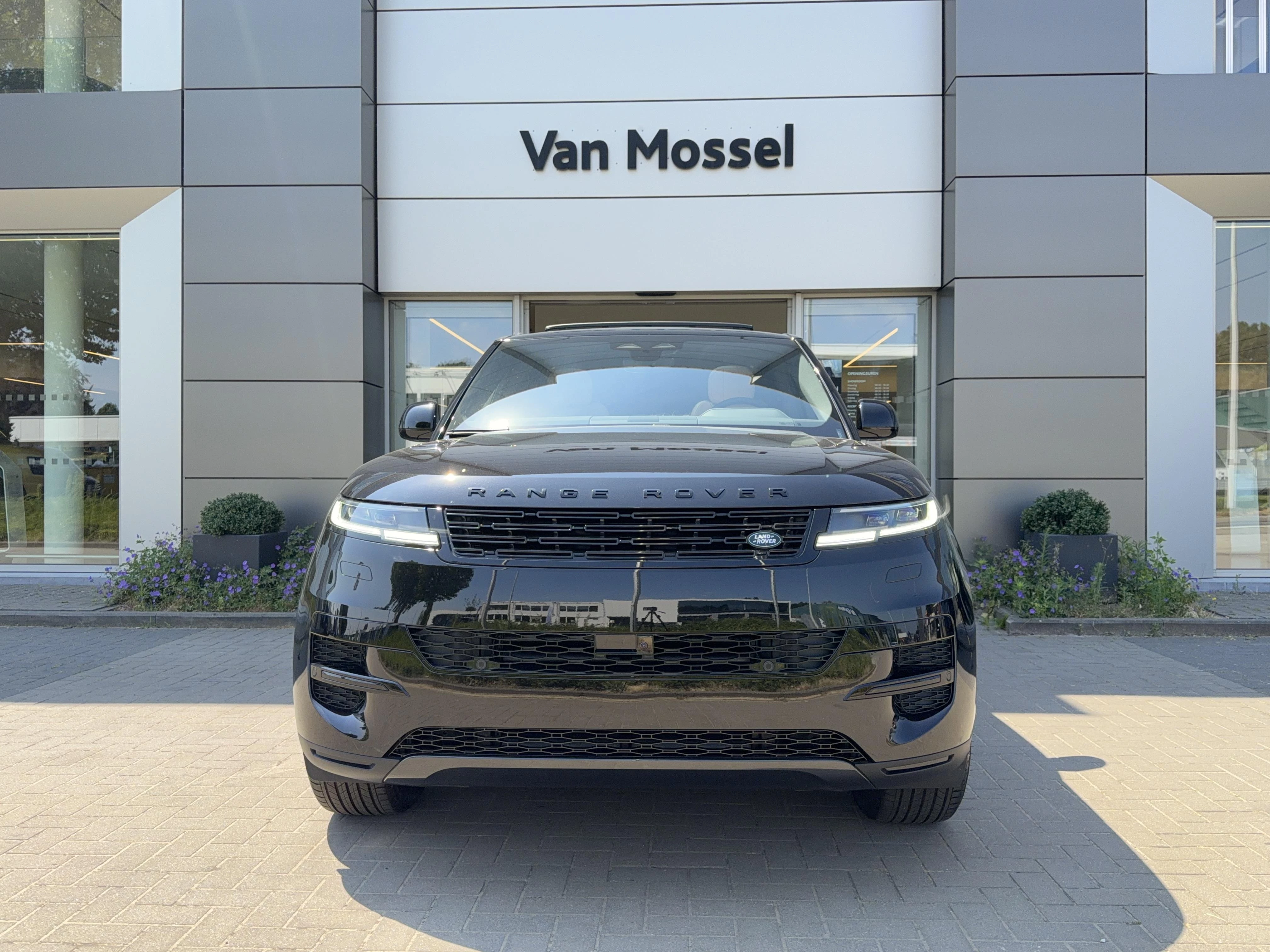Land Rover-Range Rover Sport-image-1