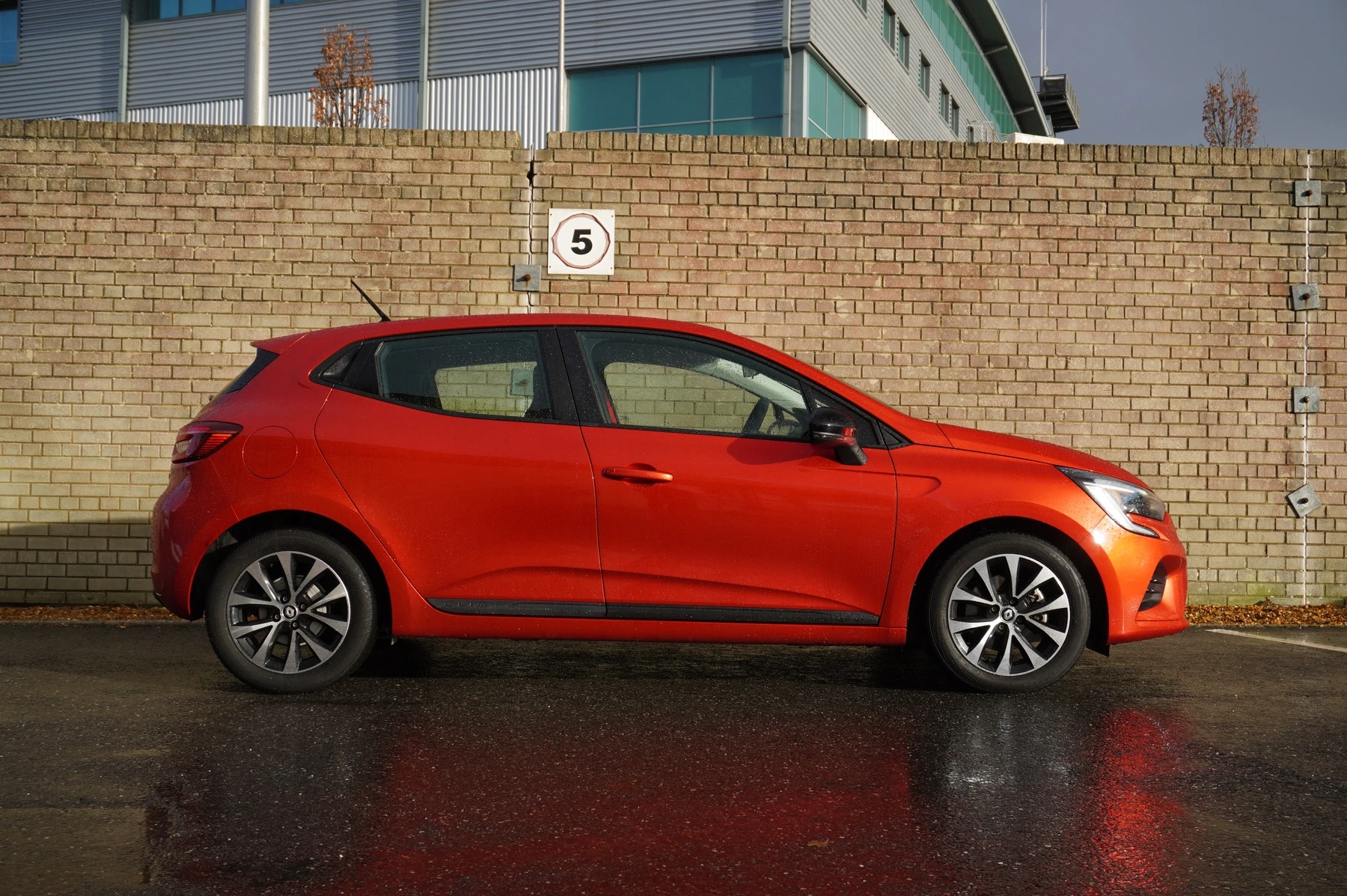 Renault-Clio-image-3
