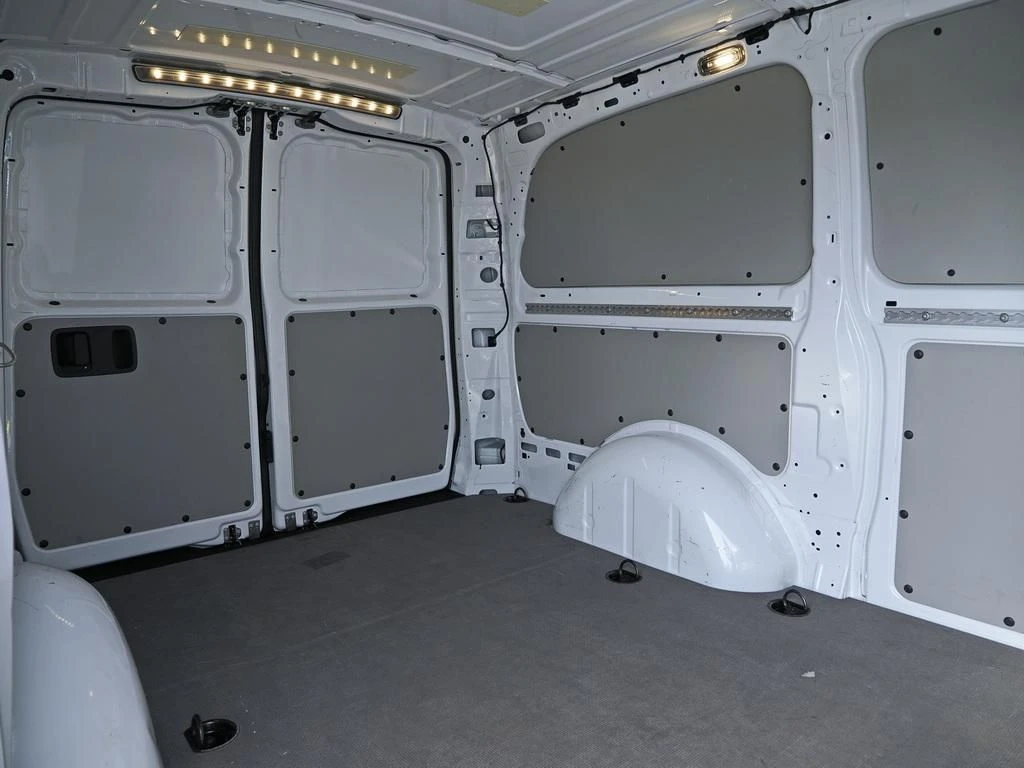 Mercedes-Benz-Vito 116-image-13