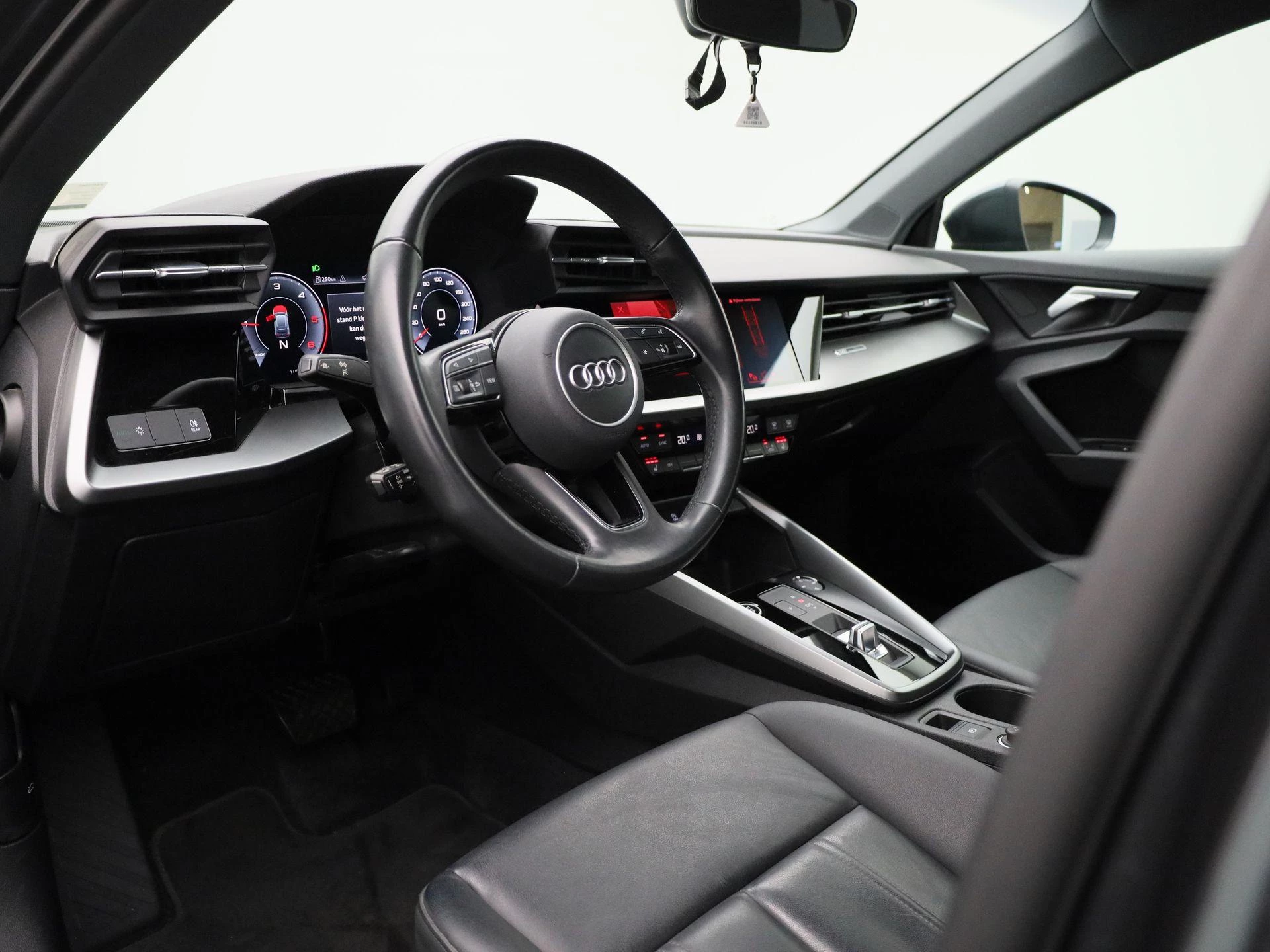 Audi-A3-image-33