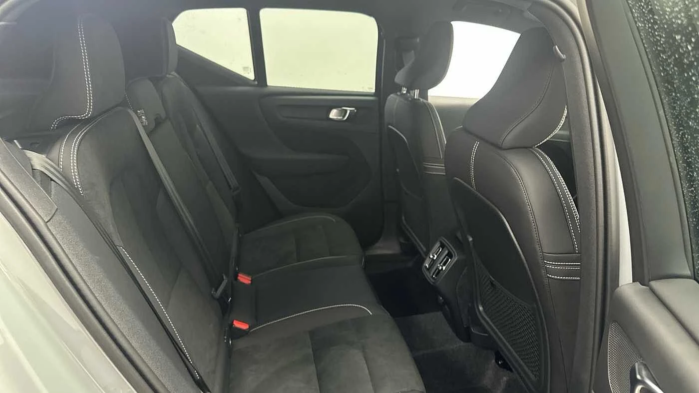 Volvo-XC40-image-7