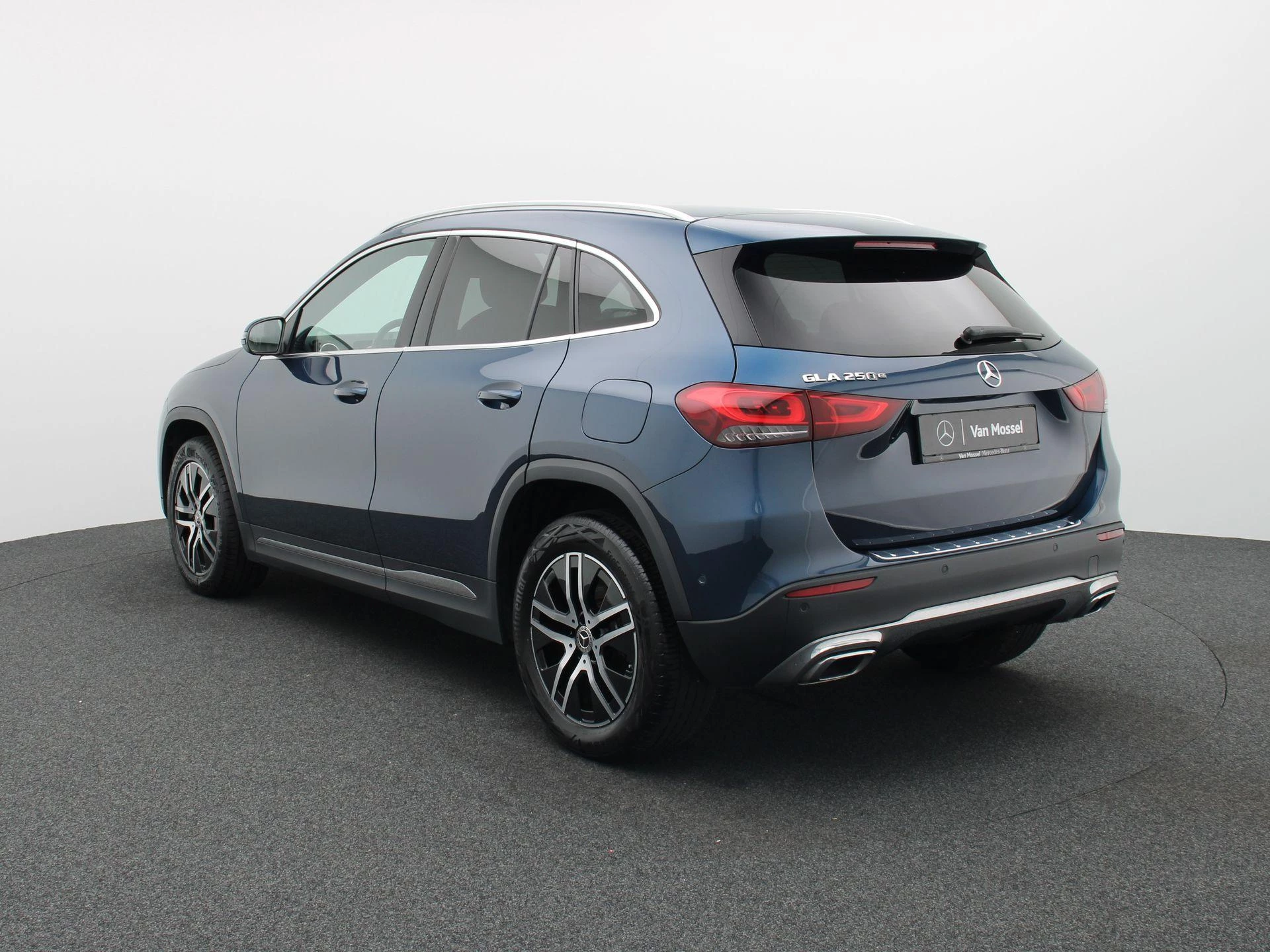 Mercedes-Benz GLA 250 e Luxury Line